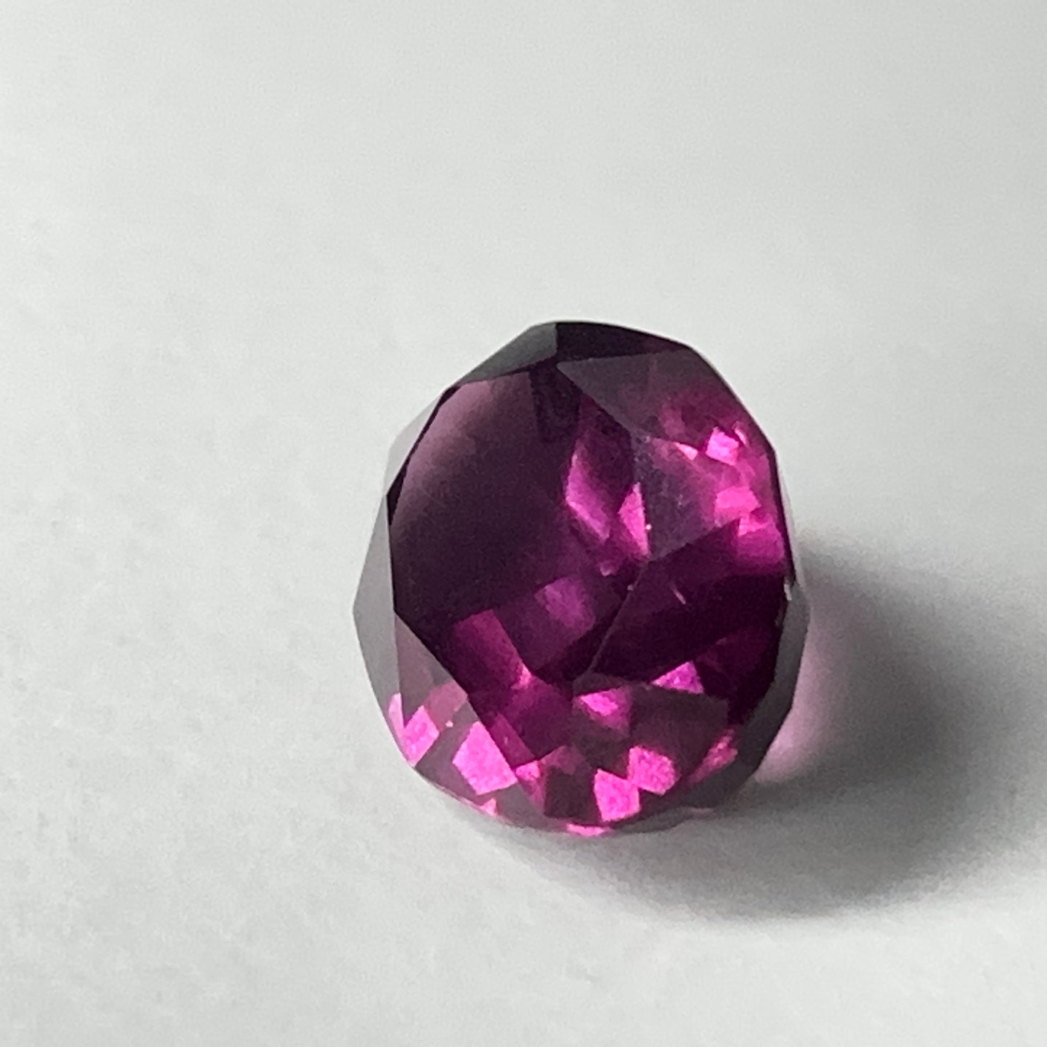 Colour Shift Garnet, 4.07ct, Umba Valley, Tanzania, Untreated Unheated.