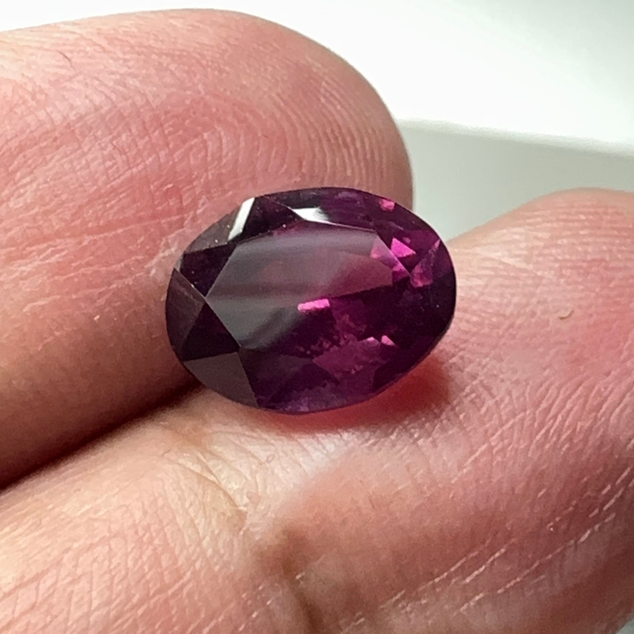 Colour Shift Garnet, 4.07ct, Umba Valley, Tanzania, Untreated Unheated.