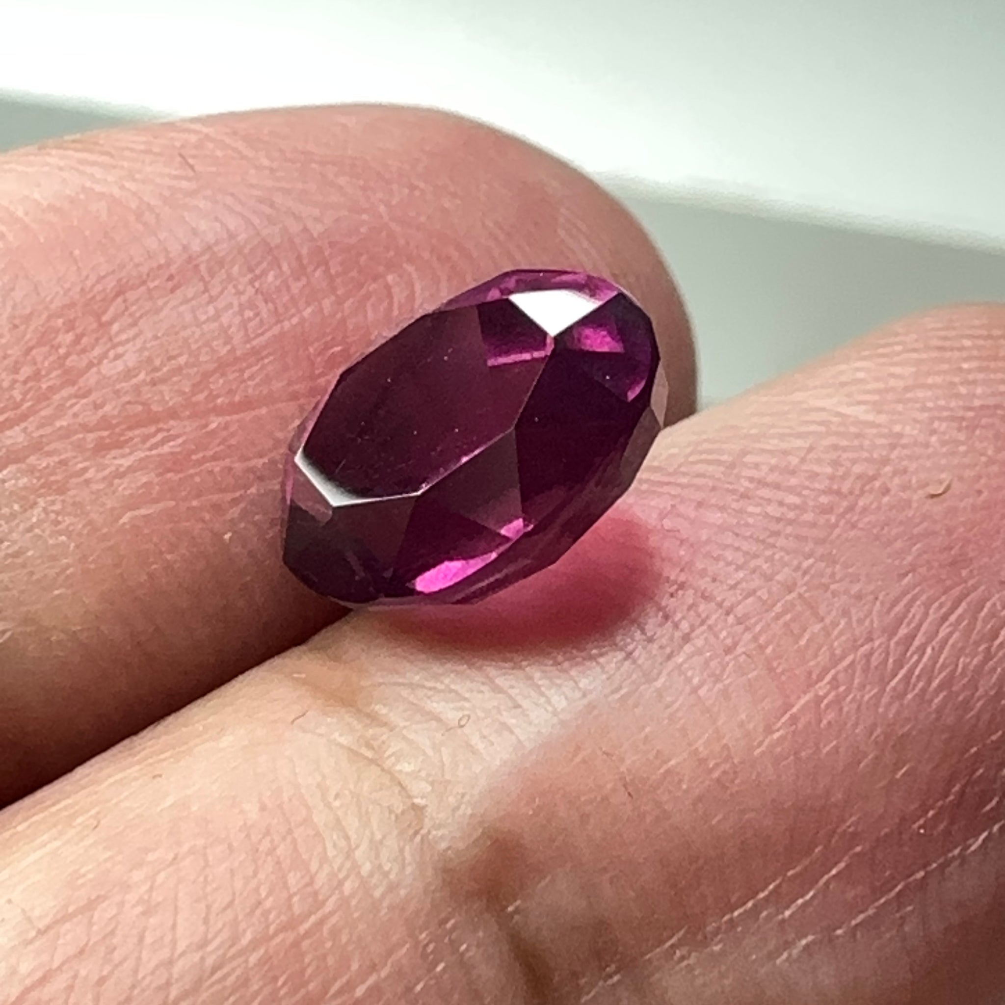 Colour Shift Garnet, 4.07ct, Umba Valley, Tanzania, Untreated Unheated.