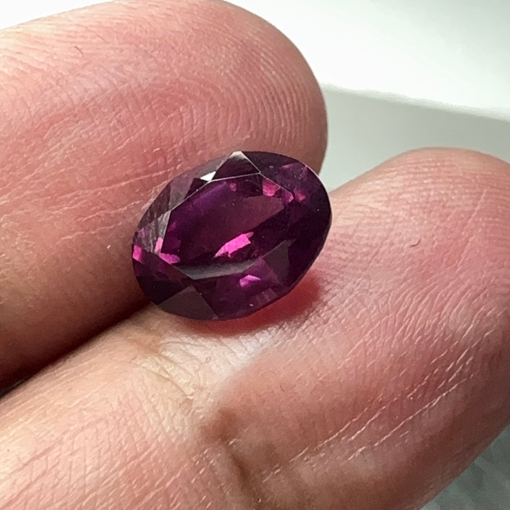 Colour Shift Garnet, 4.07ct, Umba Valley, Tanzania, Untreated Unheated.