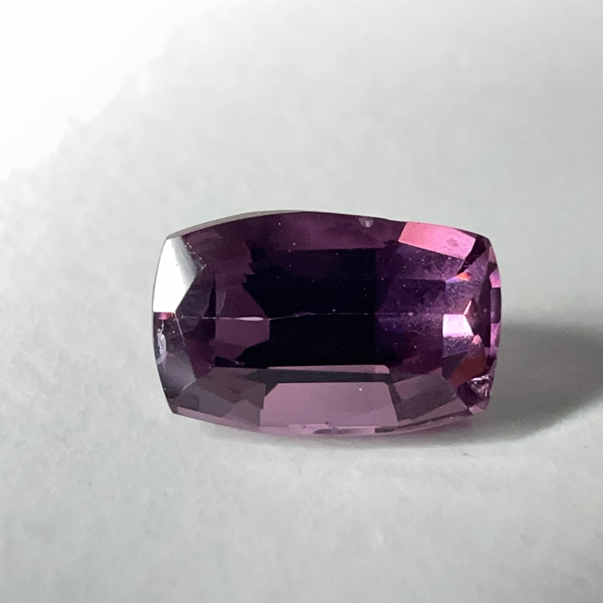 Spinel Mahenge, 1.22ct, Tanzania. Untreated Unheated, slightly included, see pictures of the back