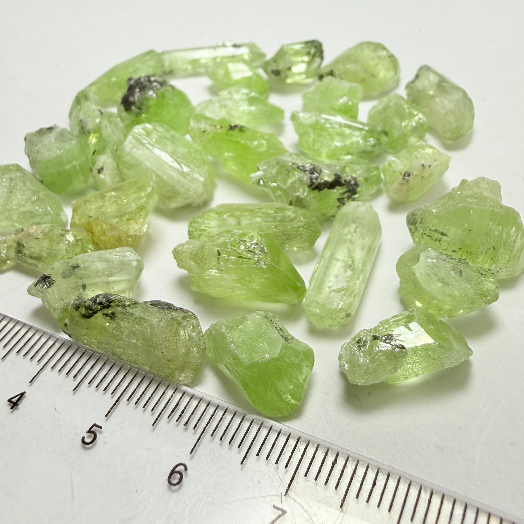 Diopside Crystal Lot, 183.34ct Tanzania, Untreated Unheated, 1cm - 1.5cm sizes