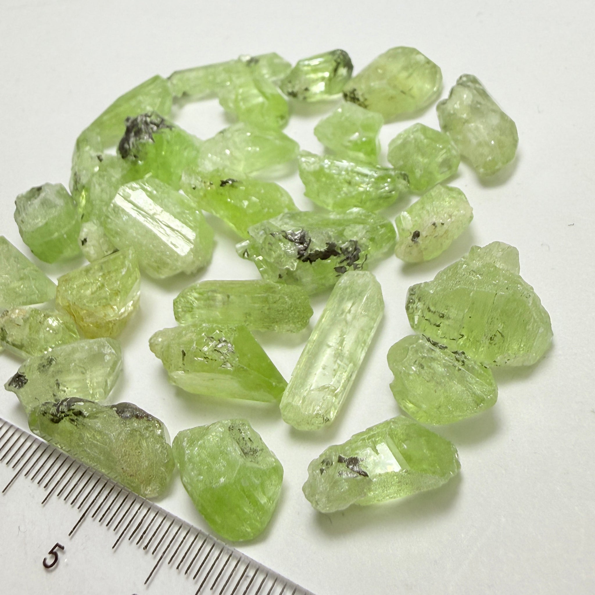 Diopside Crystal Lot, 183.34ct Tanzania, Untreated Unheated, 1cm - 1.5cm sizes