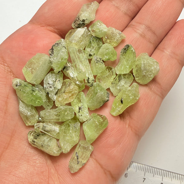 Diopside Crystal Lot, 183.34ct Tanzania, Untreated Unheated, 1cm - 1.5cm sizes
