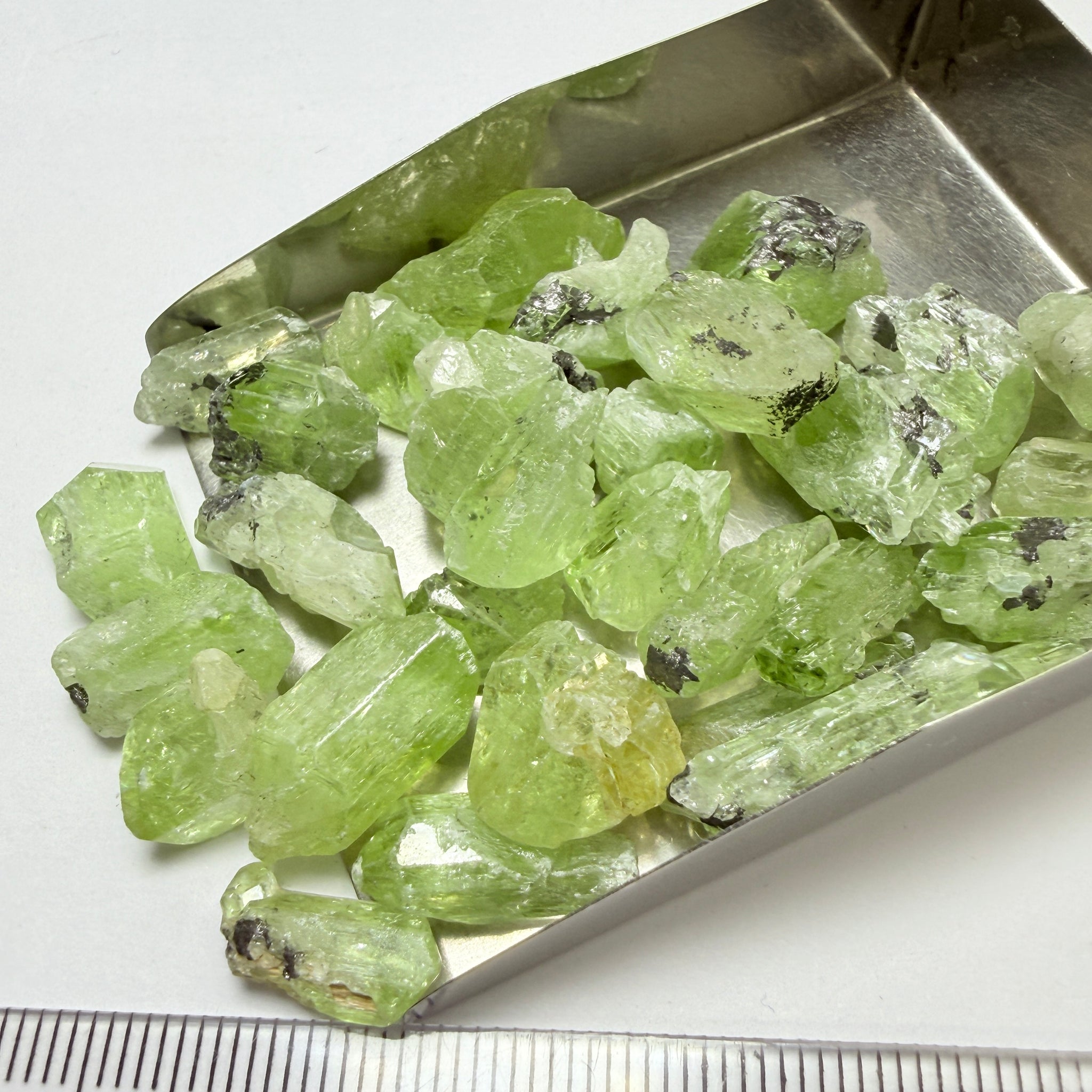 Diopside Crystal Lot, 183.34ct Tanzania, Untreated Unheated, 1cm - 1.5cm sizes