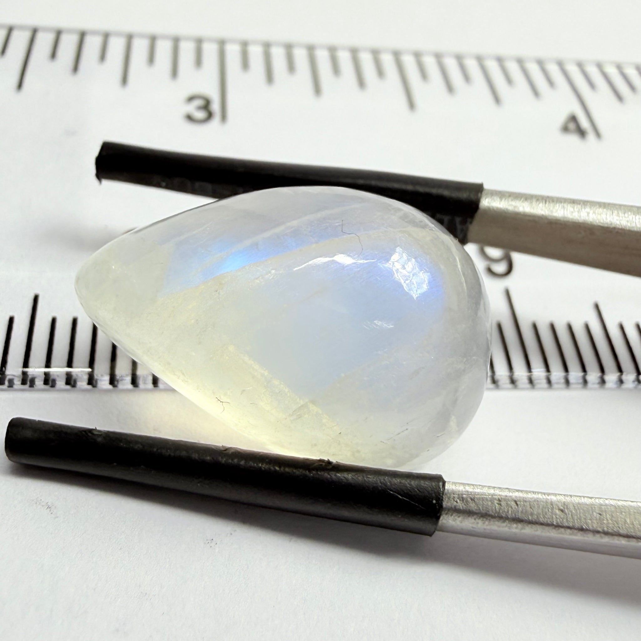 Blue Sheen Moonstone Cabochon, 13.84ct, Tanzania, Untreated Unheated, inclusion inside but stable