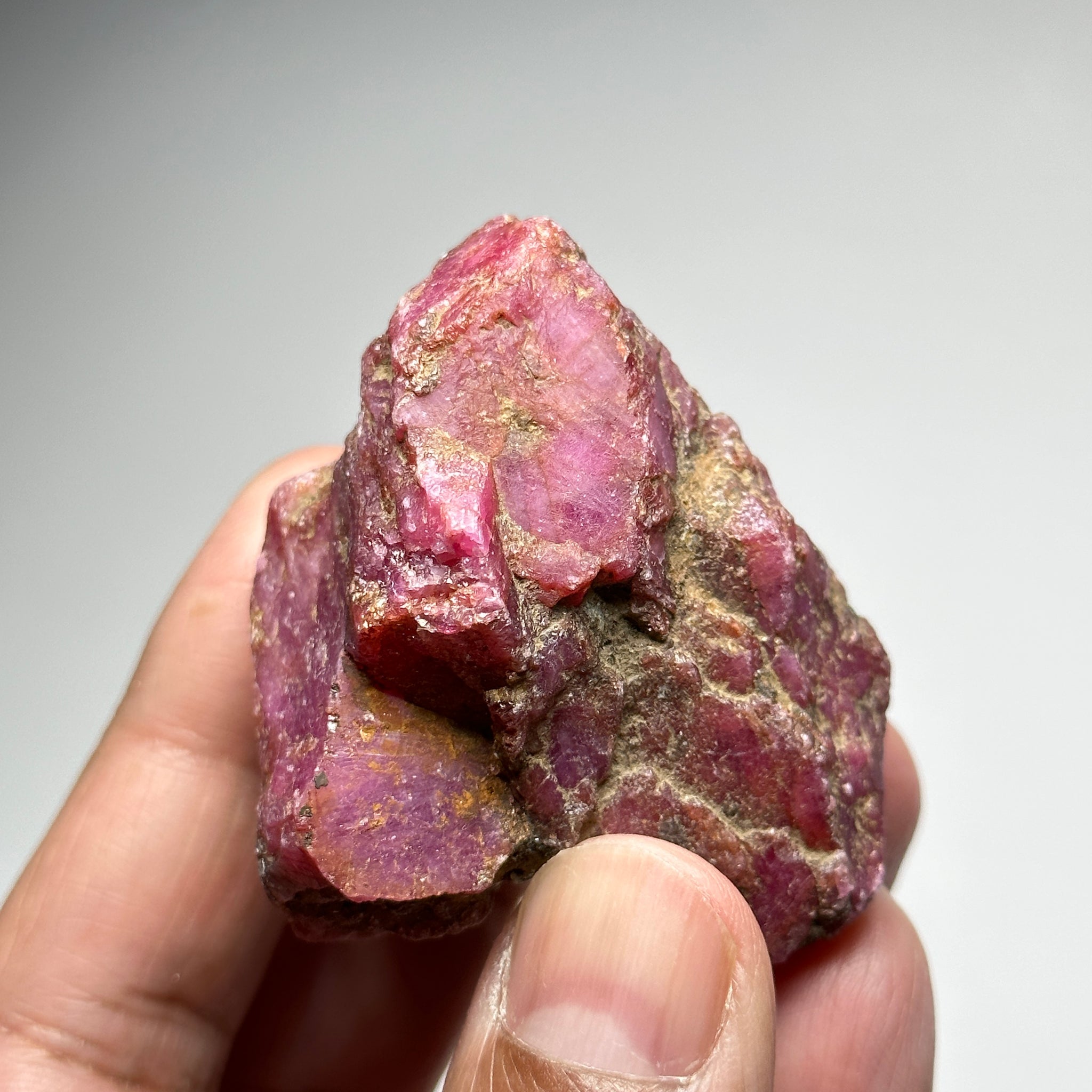 Ruby Crystal Cluster, 111gm / 555ct, Tanzania, Untreated Unheated. 53.5 x 46.9 x 32 mm