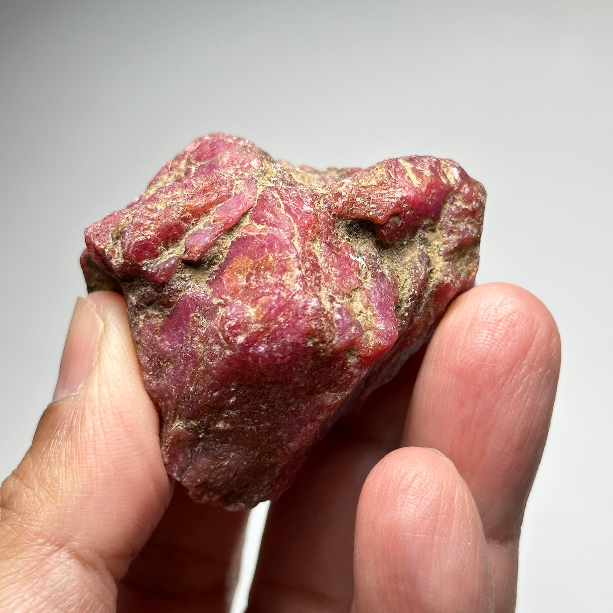 Ruby Crystal Cluster, 111gm / 555ct, Tanzania, Untreated Unheated. 53.5 x 46.9 x 32 mm