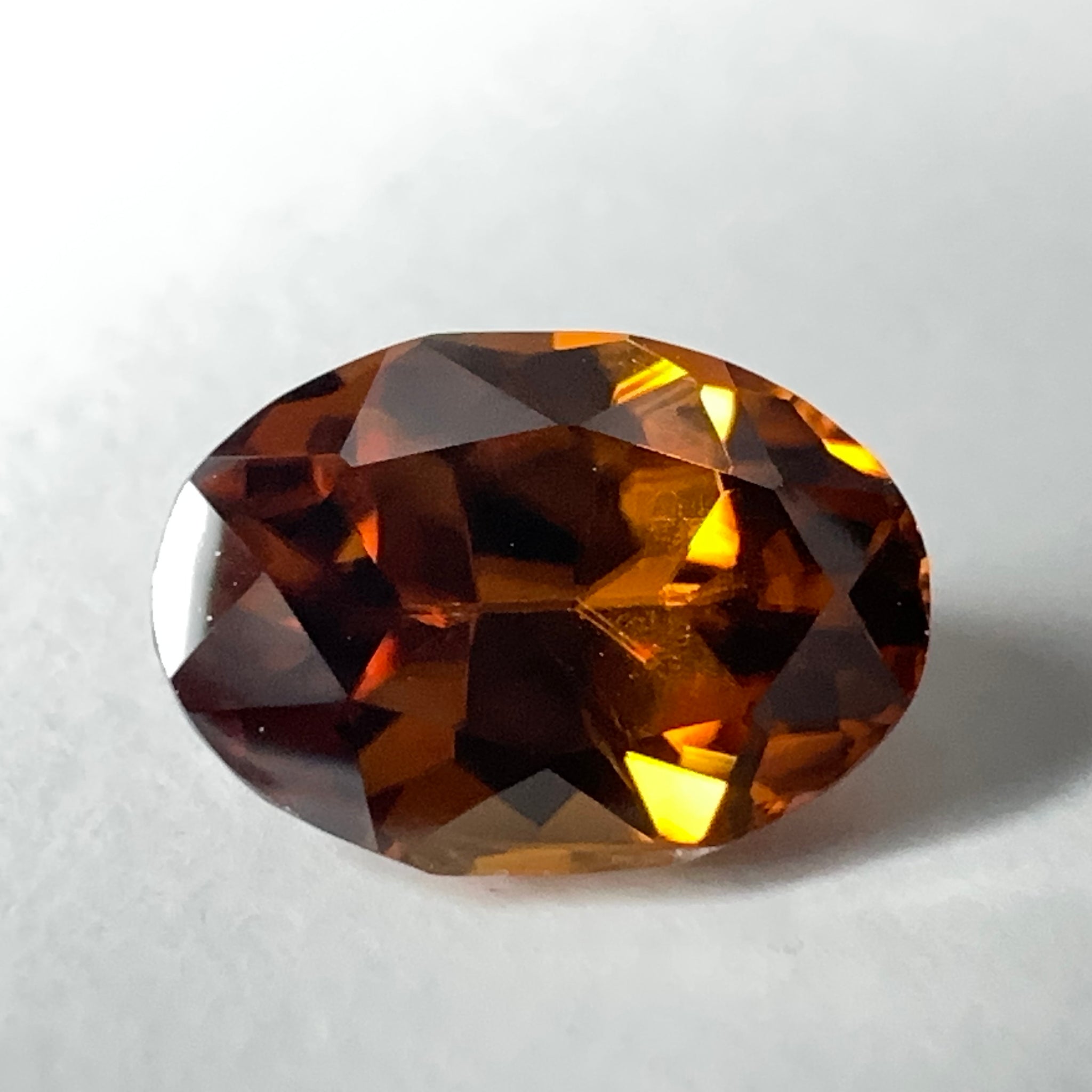 Zircon, 2.50ct, Tanzania, Unheated Untreated, slight inclusion