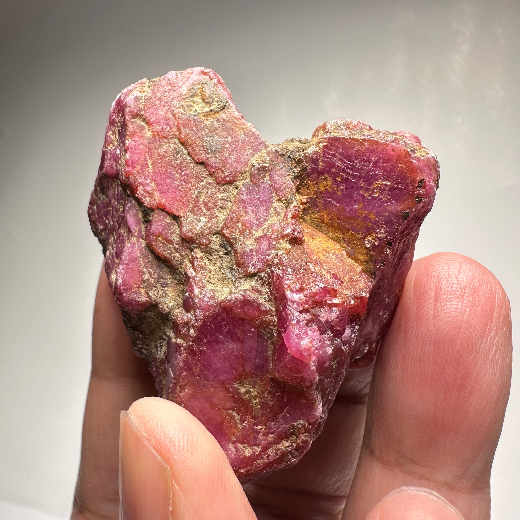 Ruby Crystal Cluster, 111gm / 555ct, Tanzania, Untreated Unheated. 53.5 x 46.9 x 32 mm