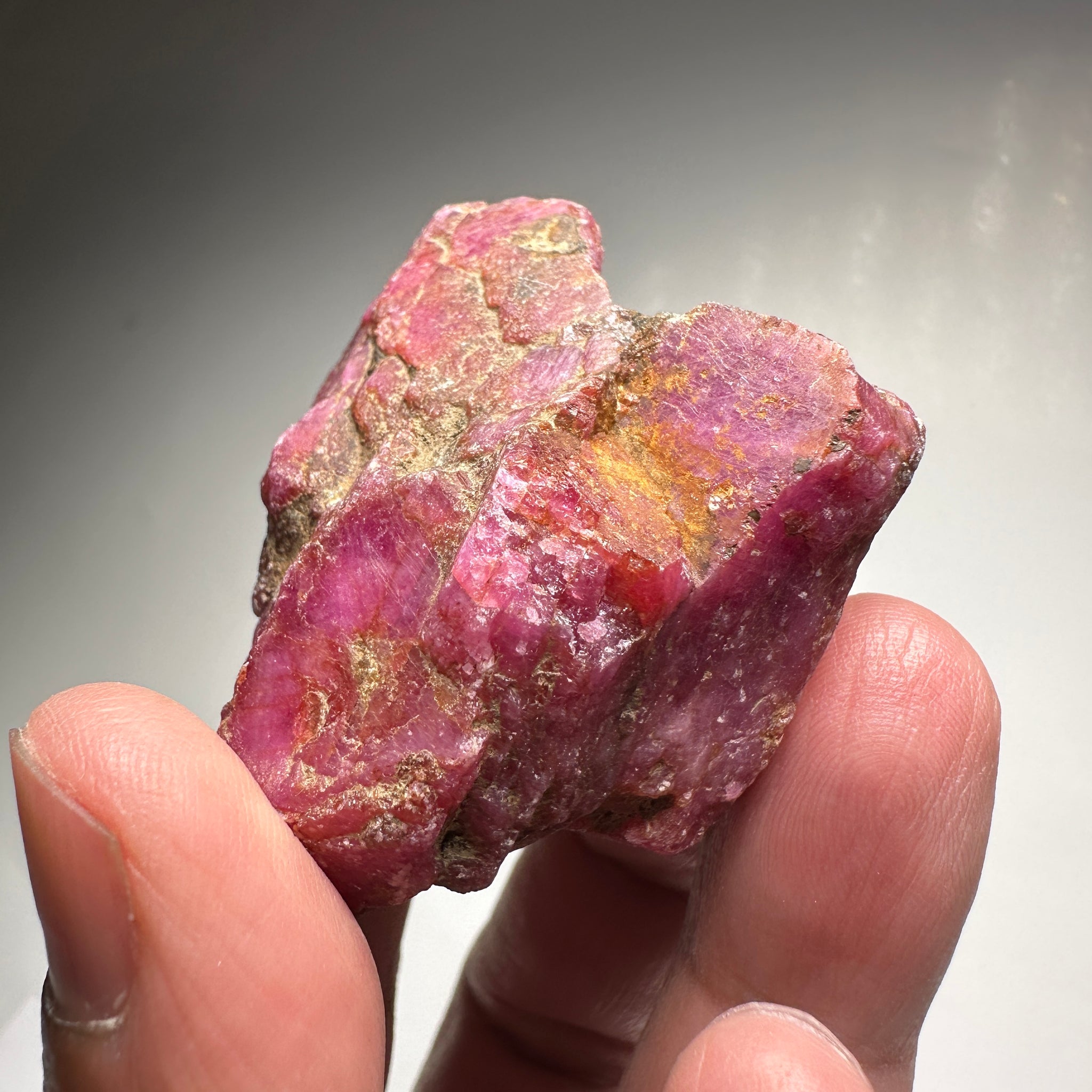 Ruby Crystal Cluster, 111gm / 555ct, Tanzania, Untreated Unheated. 53.5 x 46.9 x 32 mm