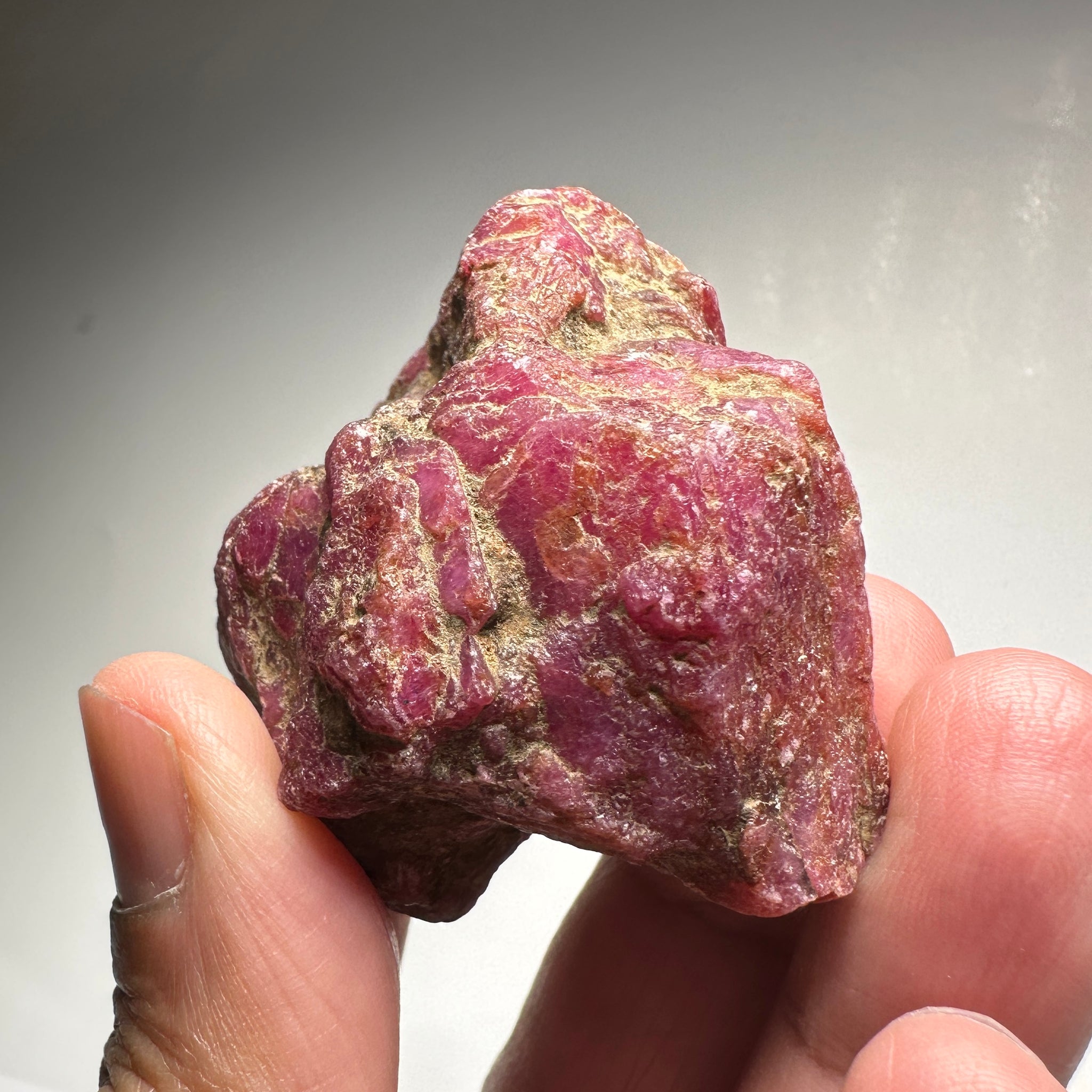 Ruby Crystal Cluster, 111gm / 555ct, Tanzania, Untreated Unheated. 53.5 x 46.9 x 32 mm
