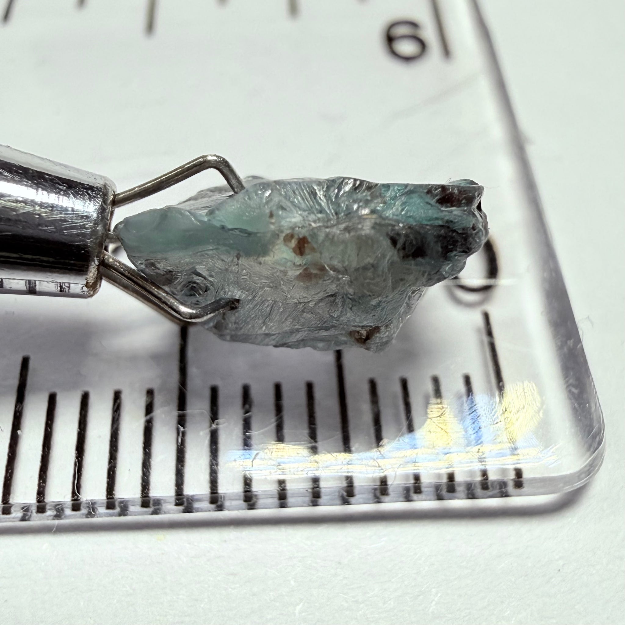 Alexandrite, 3.28ct, Manyara, Tanzania, Untreated Unheated. Good inner Facetable portion, slightly included, once the outer skin gunk is removed. See the videos