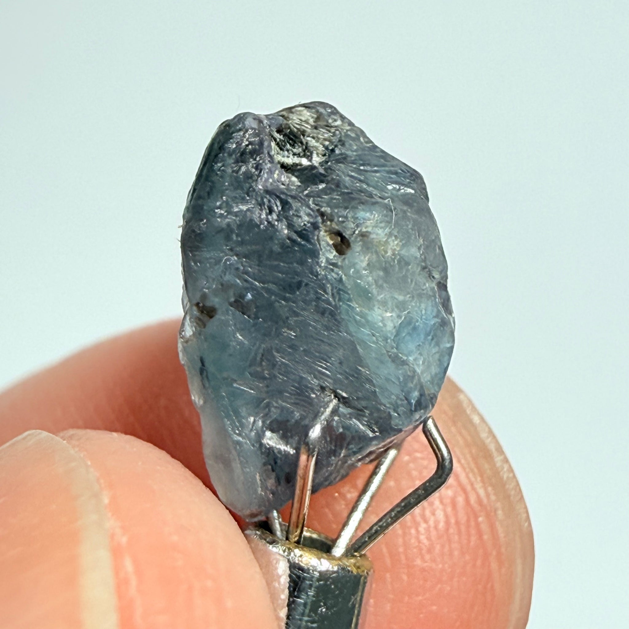 Alexandrite, 3.28ct, Manyara, Tanzania, Untreated Unheated. Good inner Facetable portion, slightly included, once the outer skin gunk is removed. See the videos