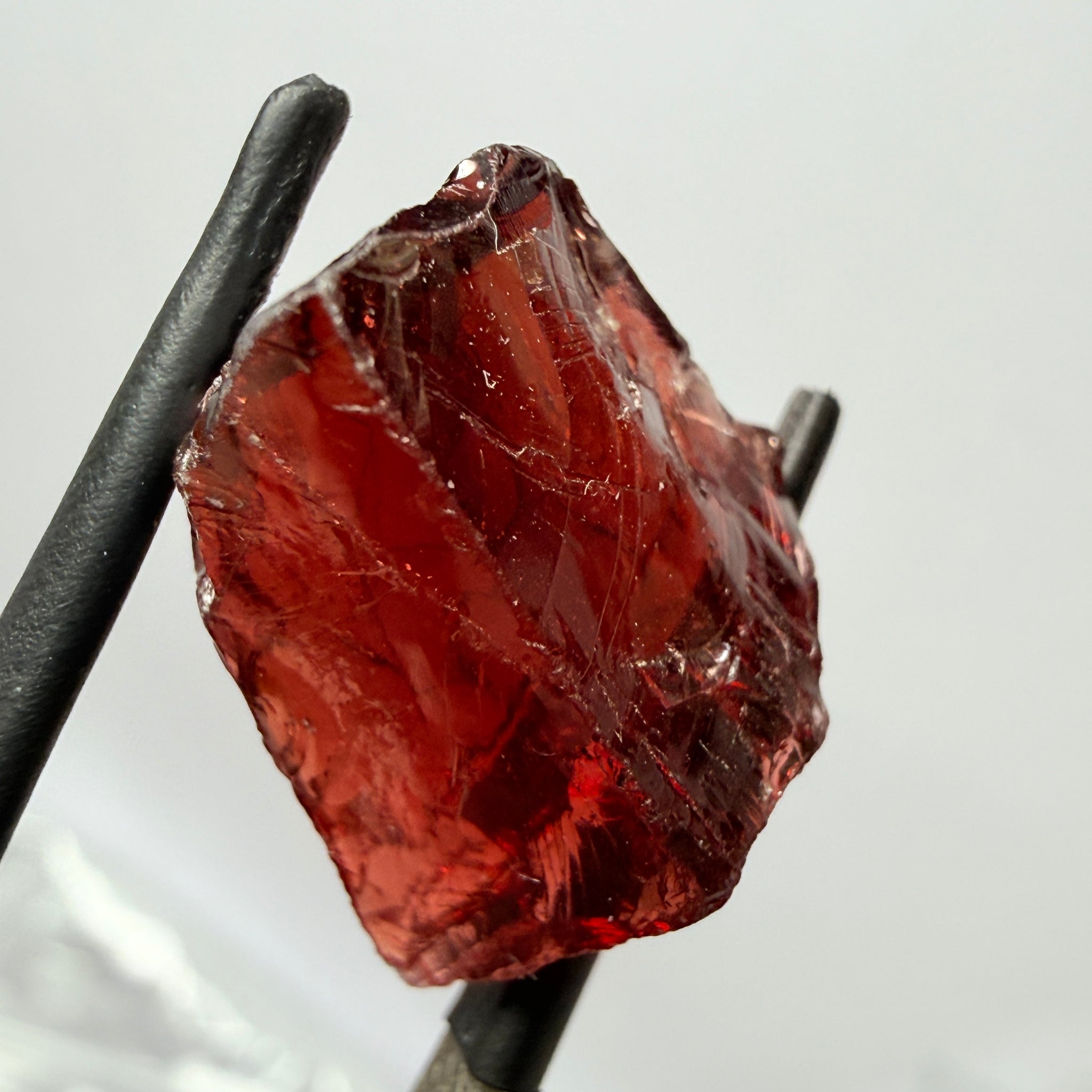 Umba Garnet, 19.58ct, Umba Valley, Tanzania, Untreated Unheated, 2 large veils