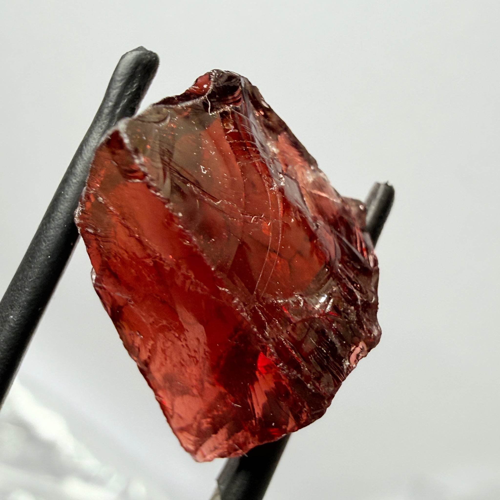 Umba Garnet, 19.58ct, Umba Valley, Tanzania, Untreated Unheated, 2 large veils