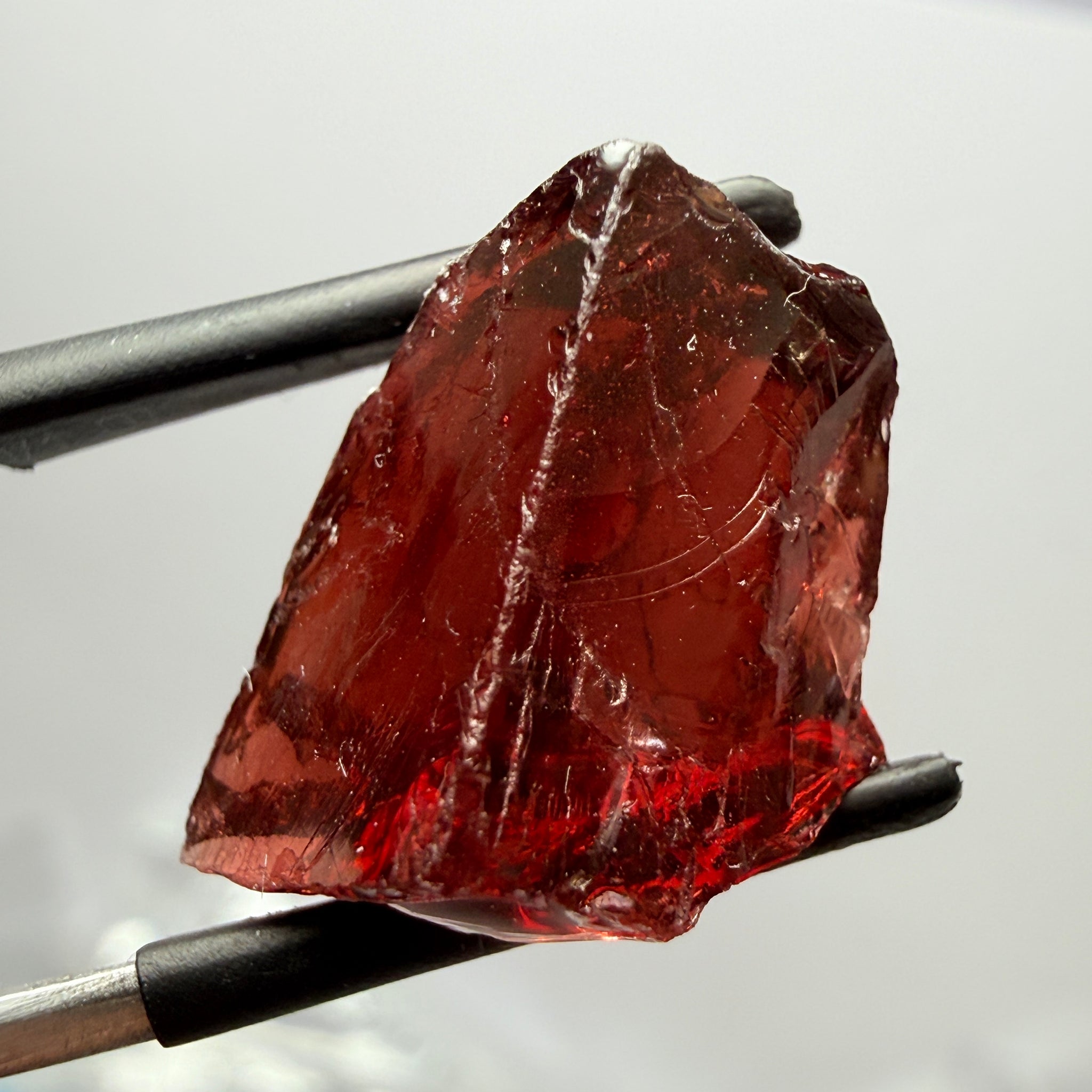 Umba Garnet, 19.58ct, Umba Valley, Tanzania, Untreated Unheated, 2 large veils