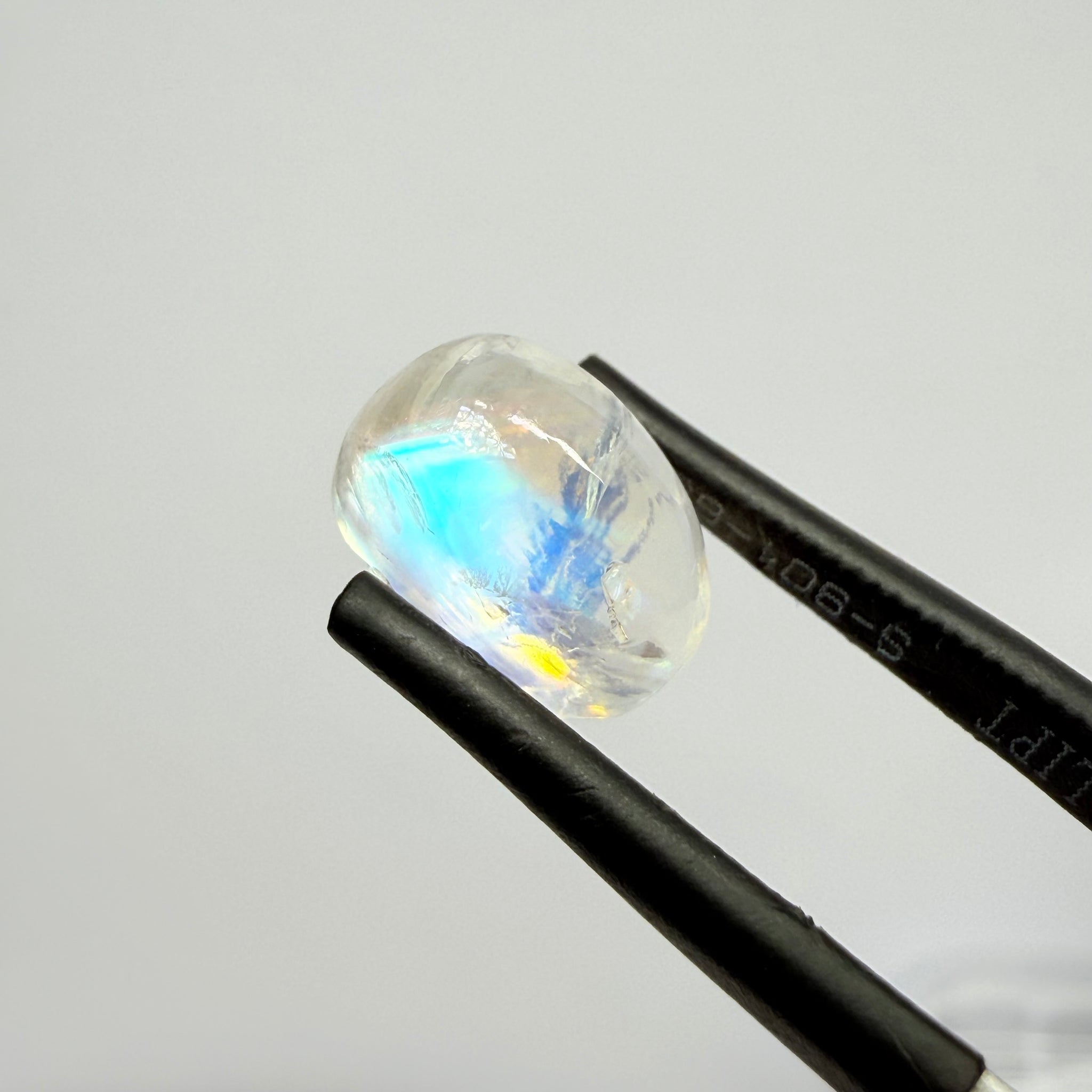 Blue Sheen Moonstone Cabochon, 4.51ct, Tanzania, Untreated Unheated, Sheen sleeping to one side