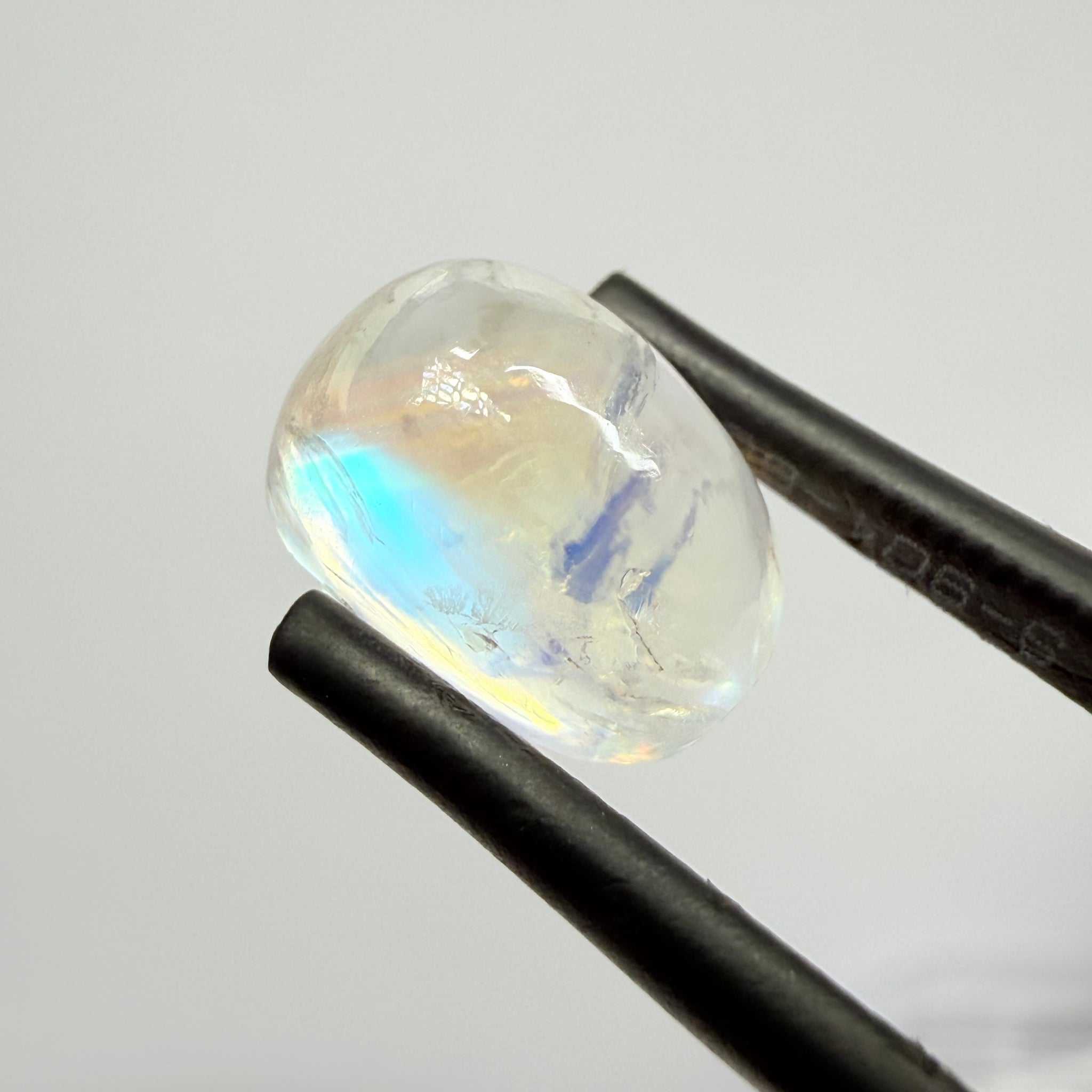 Blue Sheen Moonstone Cabochon, 4.51ct, Tanzania, Untreated Unheated, Sheen sleeping to one side