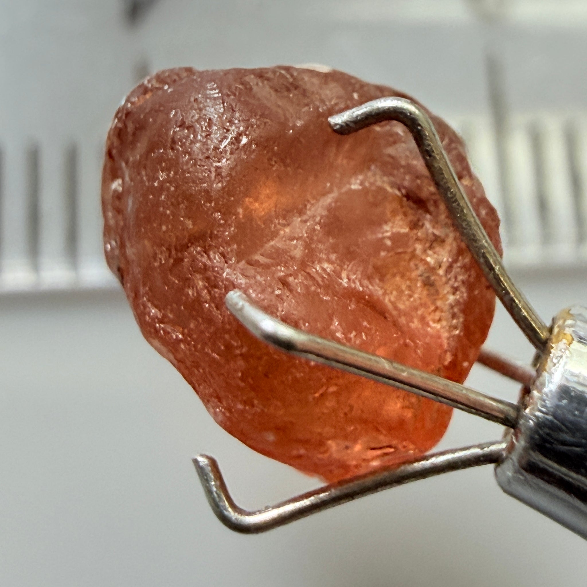 Malaya Garnet, 3.46ct, Tanzania, Untreated Unheated. VS -VVS