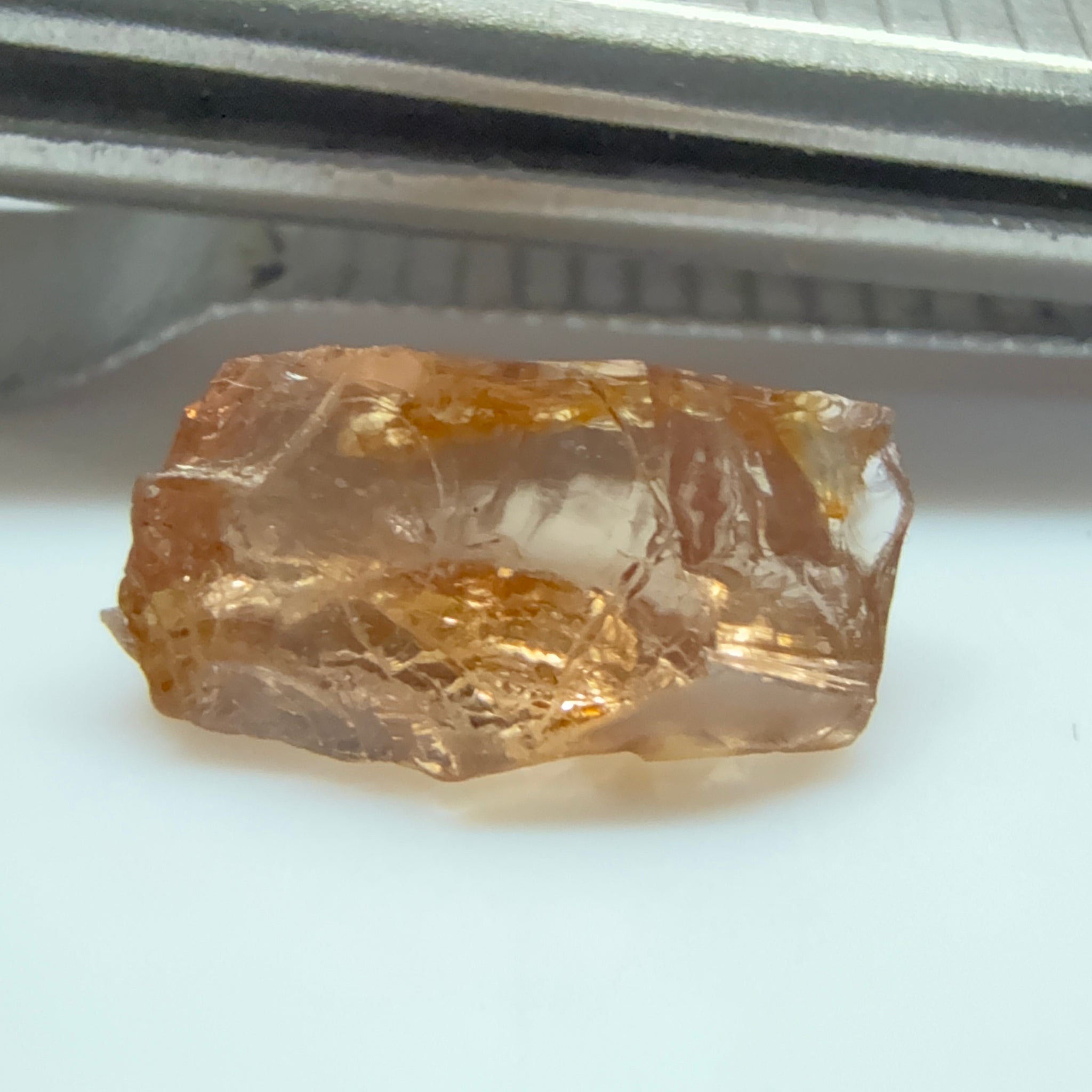 Peach Malaya Garnet, 2.58ct, vvs-if, Unheated Untreated, Umba Valley Tanzania