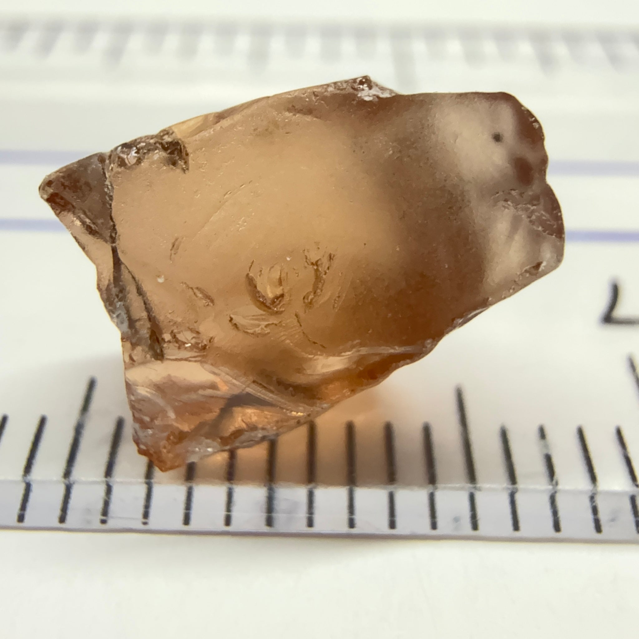 Peach Malaya Garnet, 5.10ct, vvs with very slight silk, slightly flattish shape, see pictures, Unheated Untreated, Umba Valley Tanzania