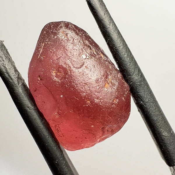 Malaya Garnet, 9.07ct, Tanzania. Silky, Untreated Unheated