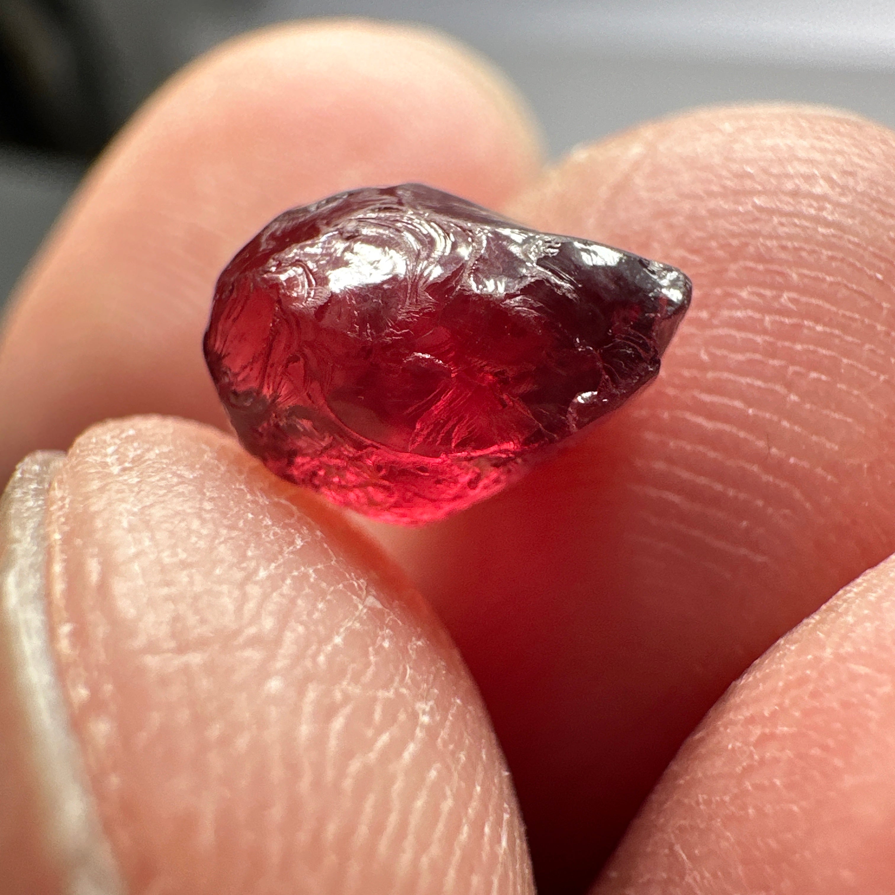 3.26ct Rhodolite Garnet, Tanzania, Untreated Unheated, slightly silky and a small inclusion coming in on the outside