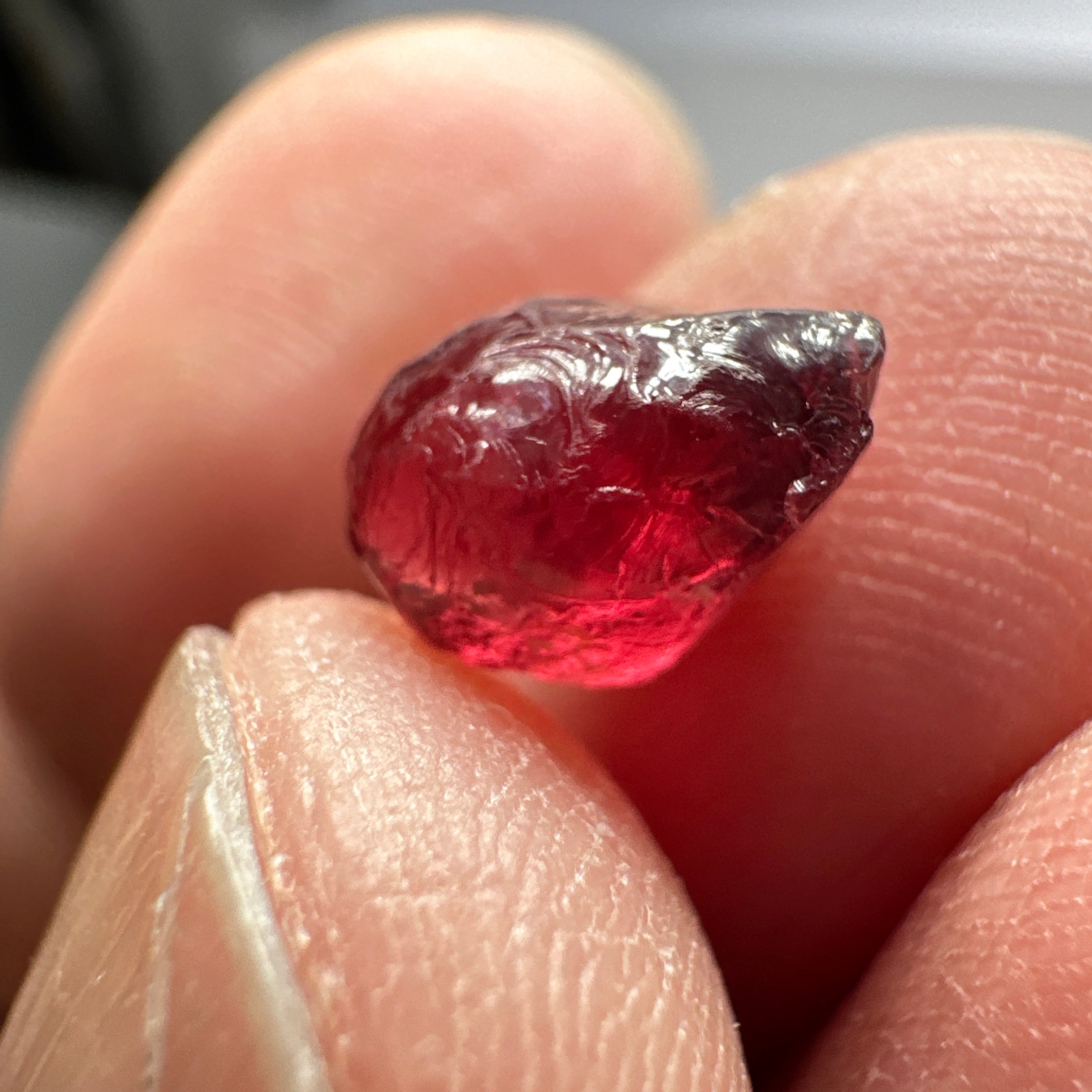 3.26ct Rhodolite Garnet, Tanzania, Untreated Unheated, slightly silky and a small inclusion coming in on the outside
