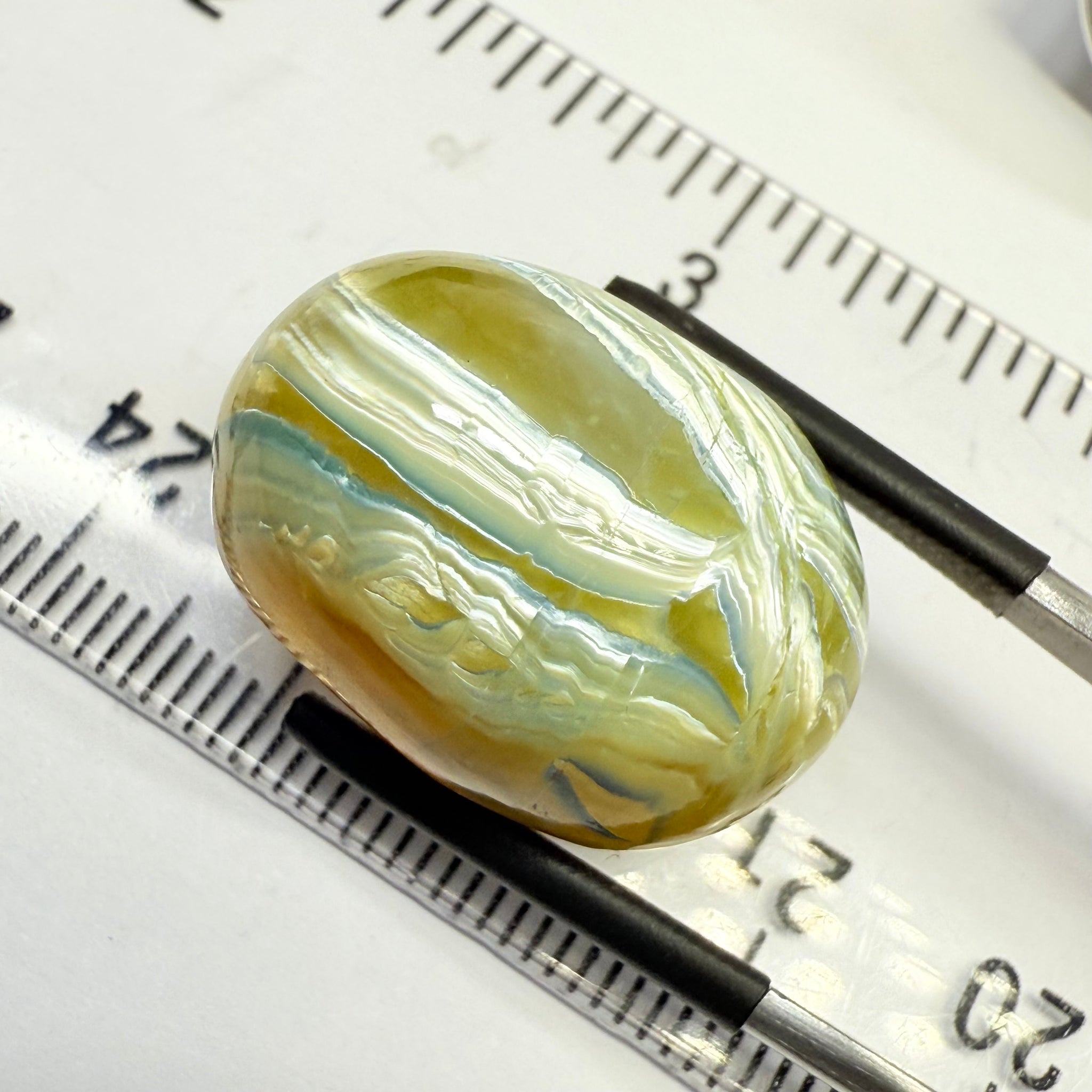 Opal, 31.94ct, Tanzania, Untreated Unheated