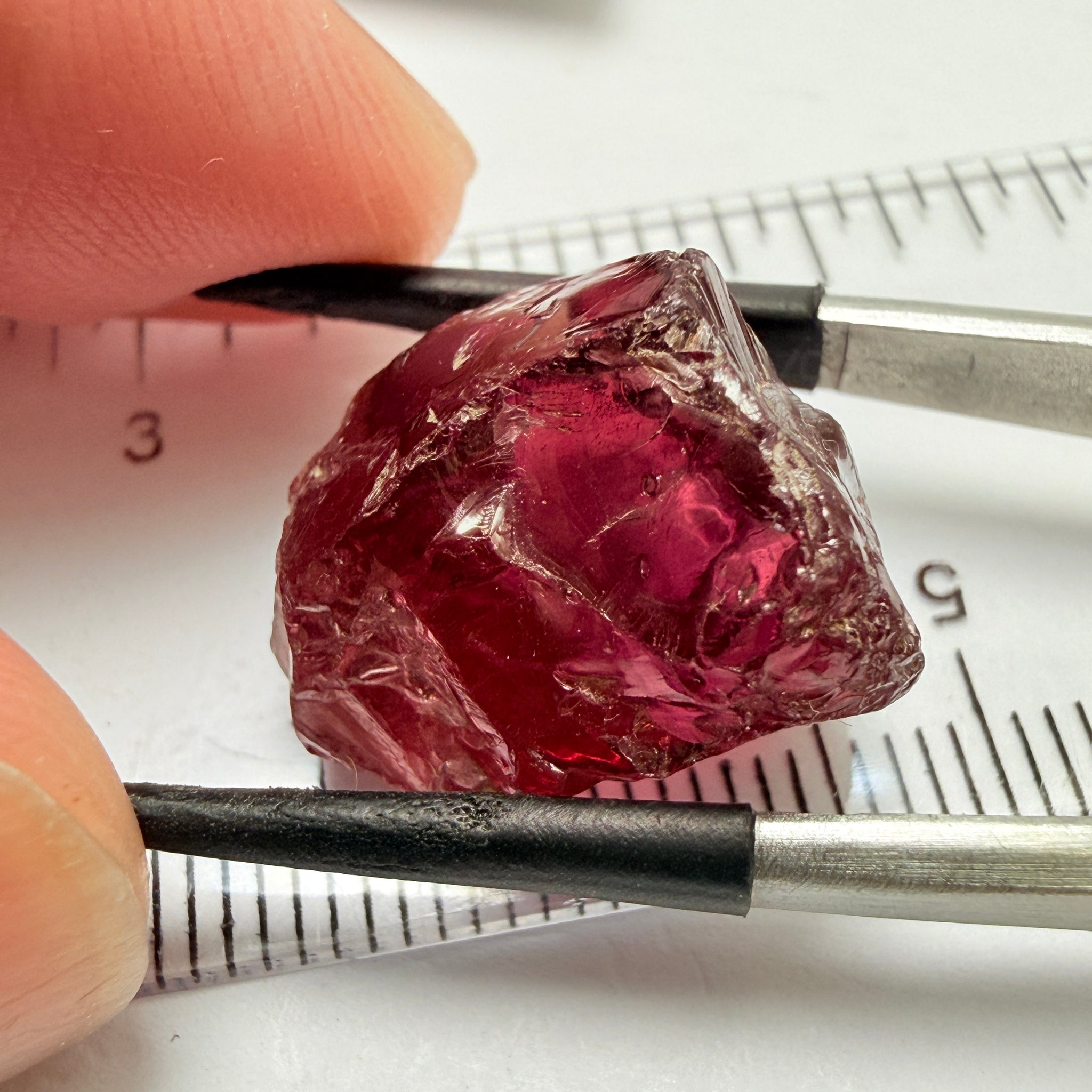 Tanga Garnet, 28.92ct, Tanzania, Untreated Unheated, dividing veil, you will need to slice this in half, both pieces will have very slight silk