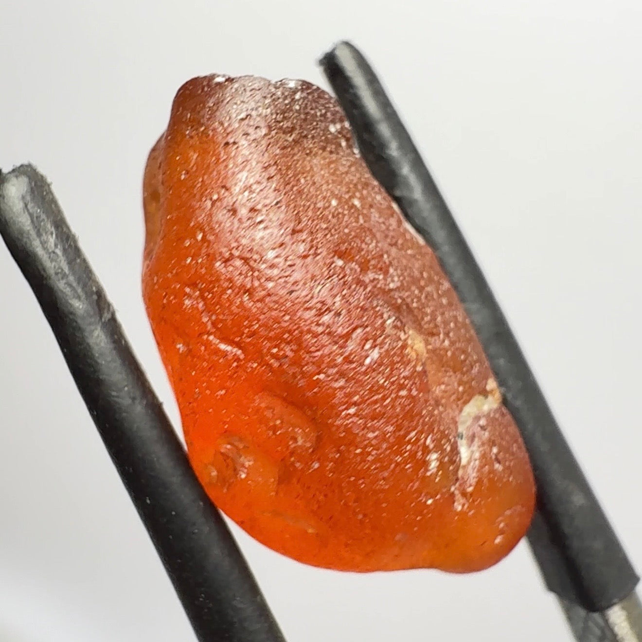 Orange Garnet, 9.50ct, Tanzania, Untreated Unheated, vs