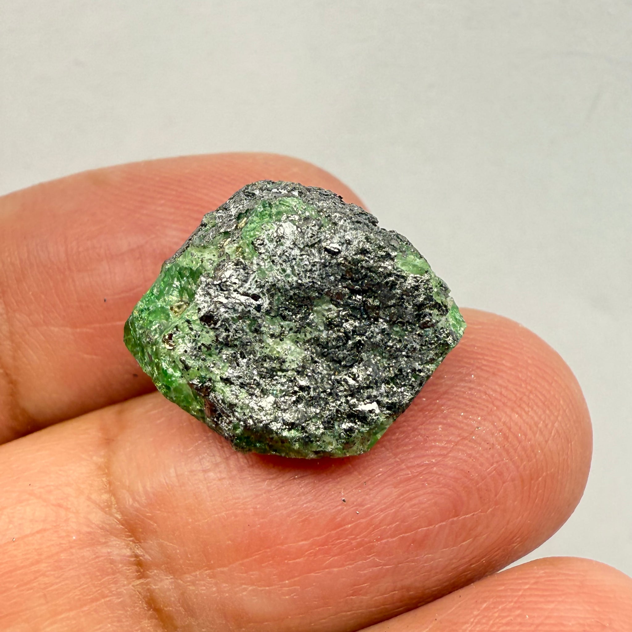 Tsavorite Garnet Crystal on Matrix, 19.97ct, Merelani, Tanzania, Untreated Unheated