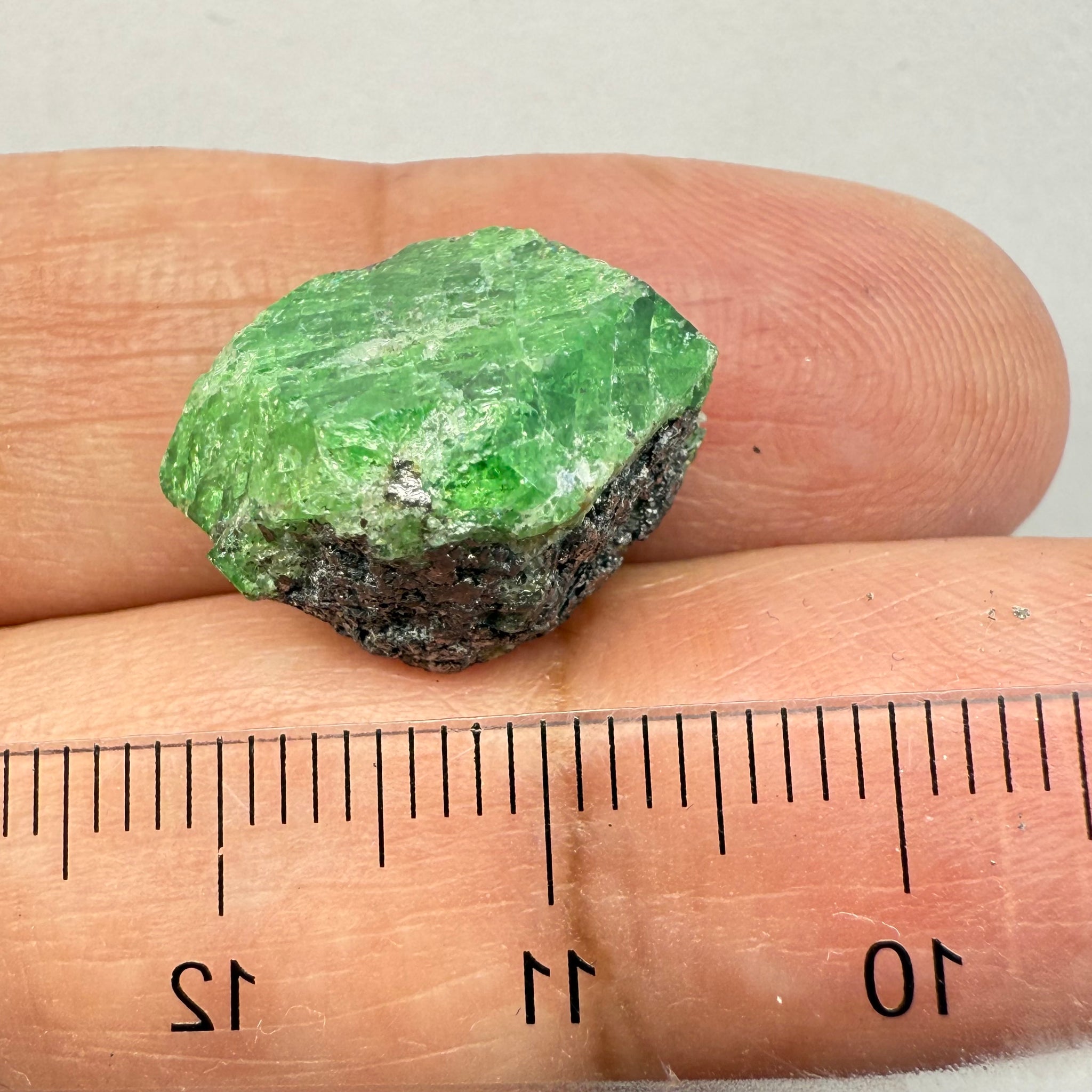 Tsavorite Garnet Crystal on Matrix, 19.97ct, Merelani, Tanzania, Untreated Unheated