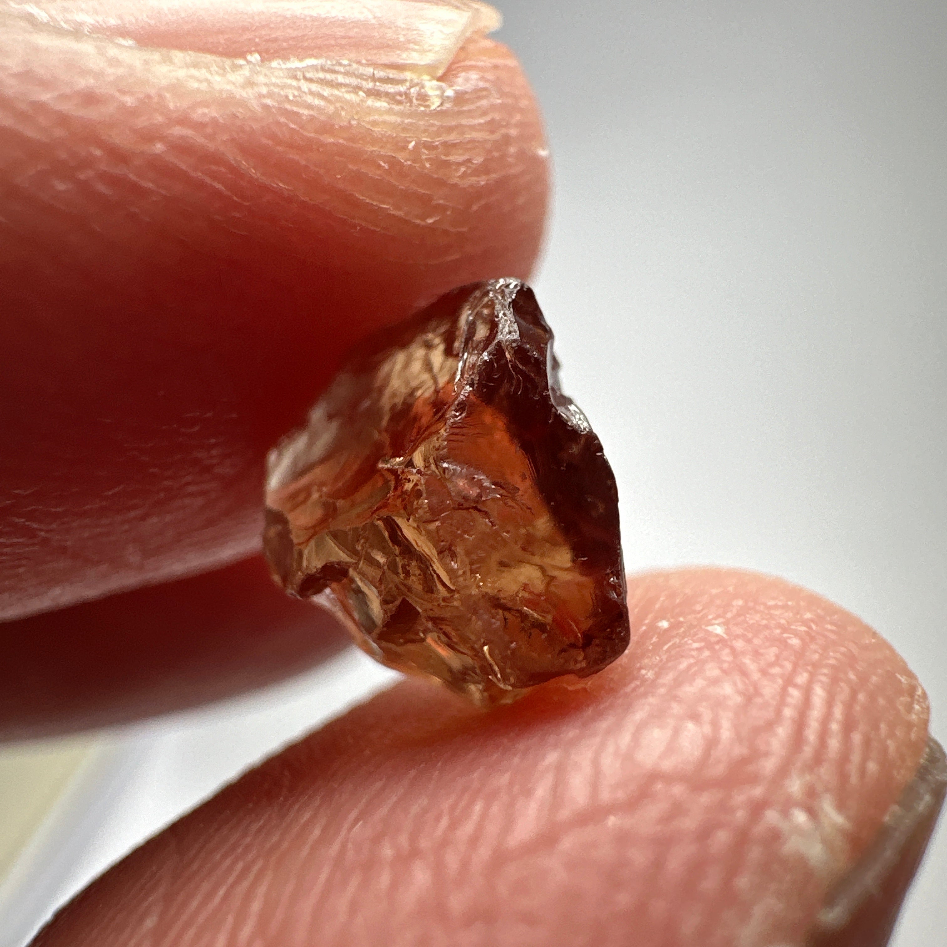 3.27ct Colour Change Garnet, Tanzania, Untreated Unheated, vvs-if with a slight inclusion on the skin on the outside