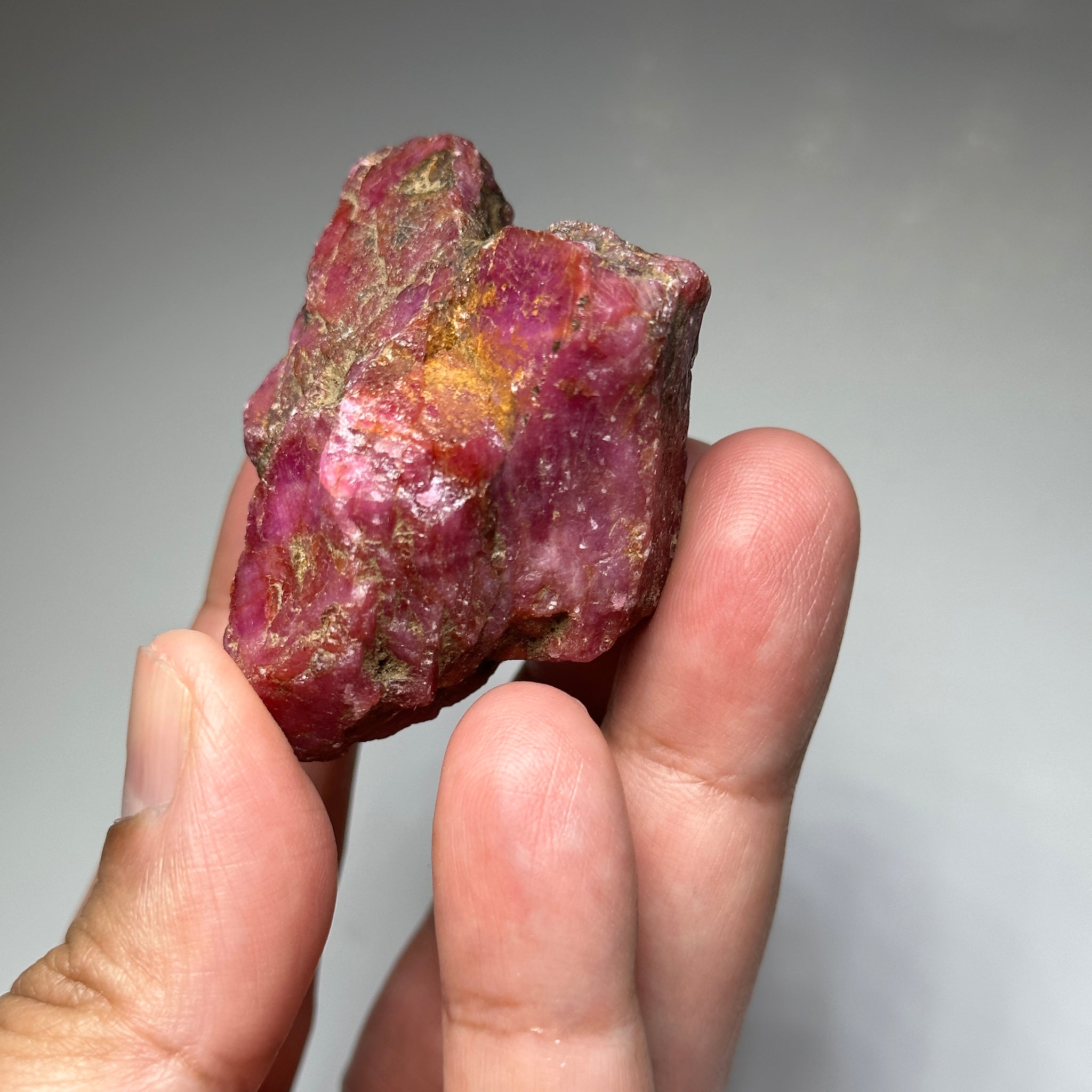 Ruby Crystal Cluster, 111gm / 555ct, Tanzania, Untreated Unheated. 53.5 x 46.9 x 32 mm