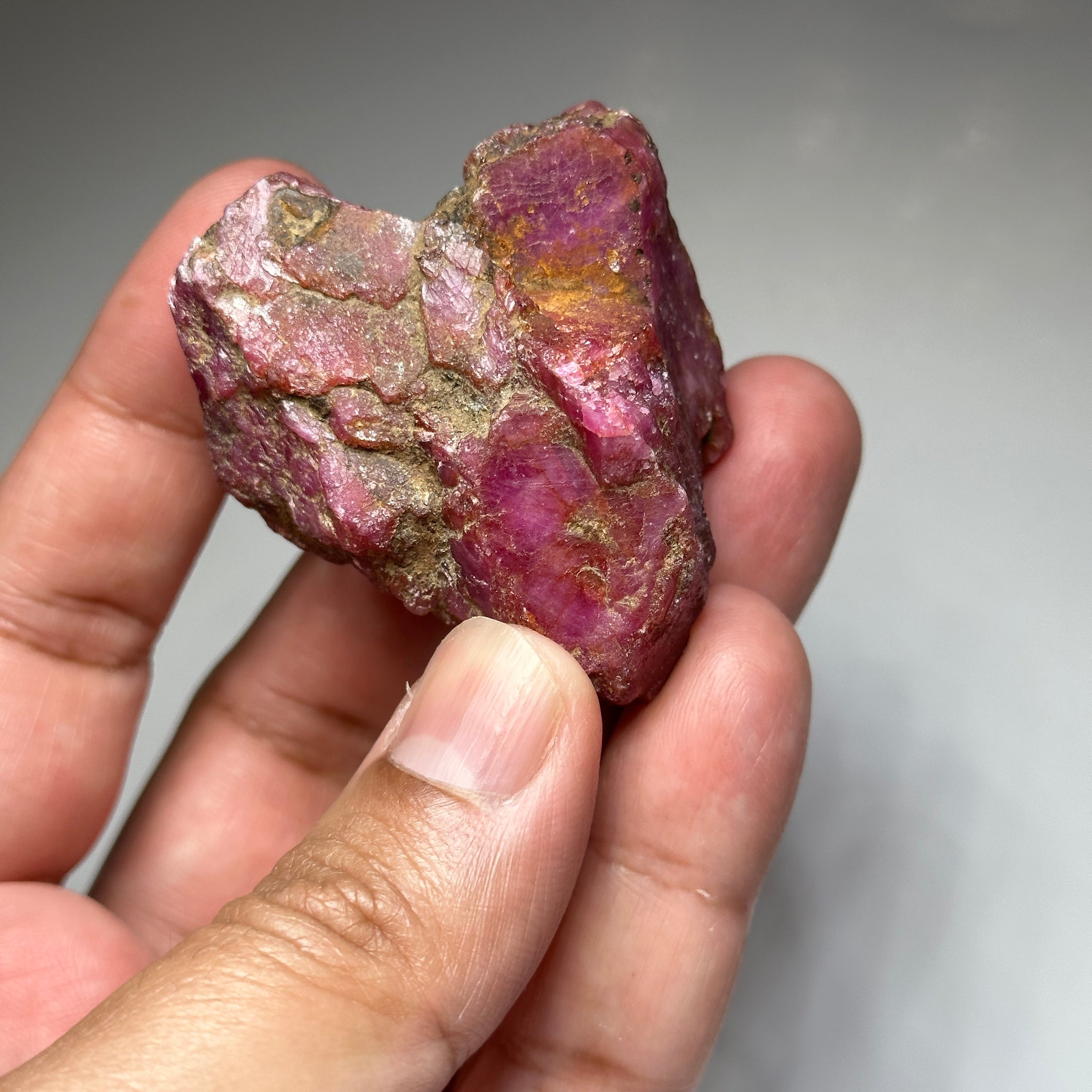 Ruby Crystal Cluster, 111gm / 555ct, Tanzania, Untreated Unheated. 53.5 x 46.9 x 32 mm