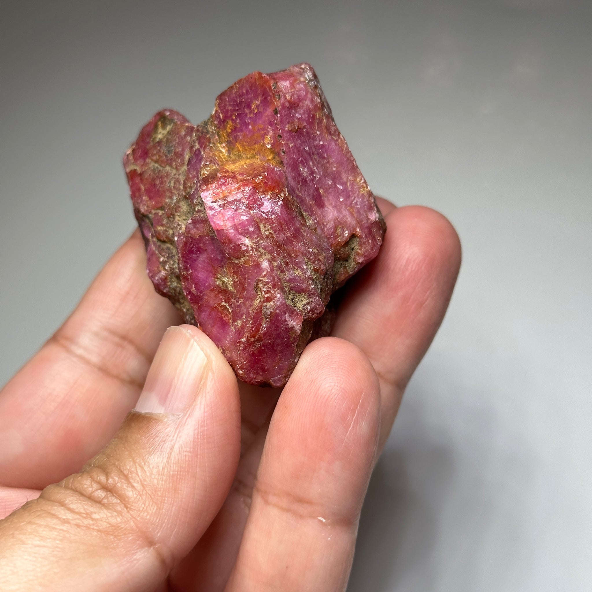 Ruby Crystal Cluster, 111gm / 555ct, Tanzania, Untreated Unheated. 53.5 x 46.9 x 32 mm