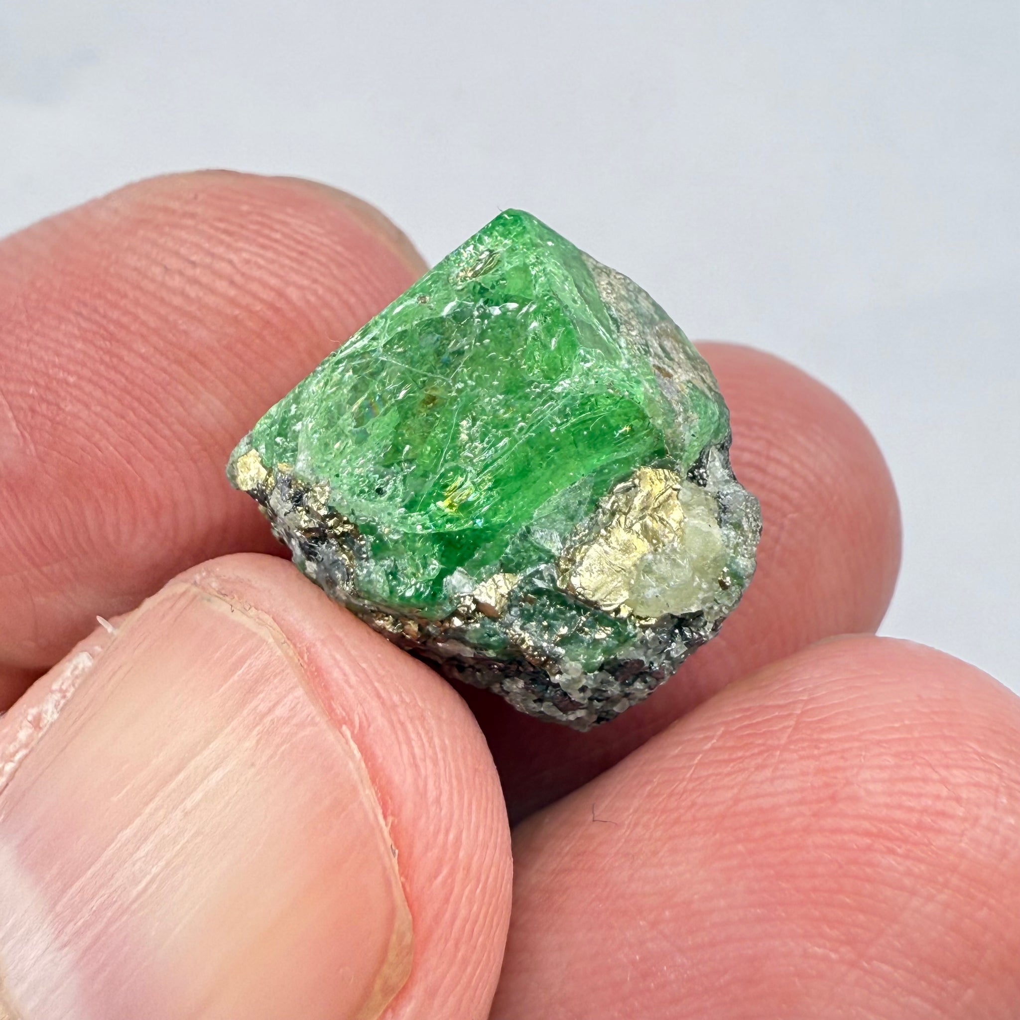 Tsavorite Garnet Crystal on Matrix, 21.09ct, Merelani, Tanzania, Untreated Unheated