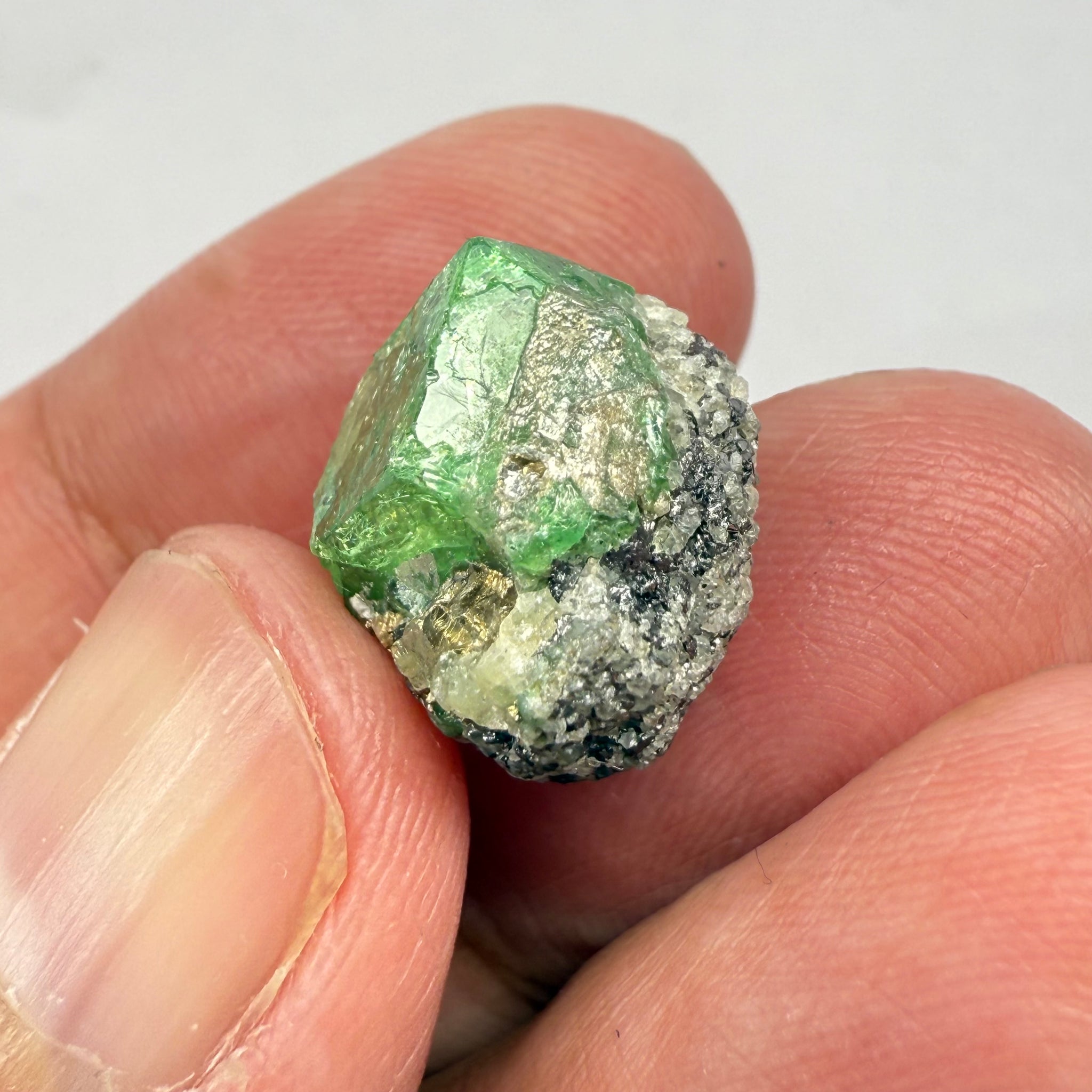 Tsavorite Garnet Crystal on Matrix, 21.09ct, Merelani, Tanzania, Untreated Unheated