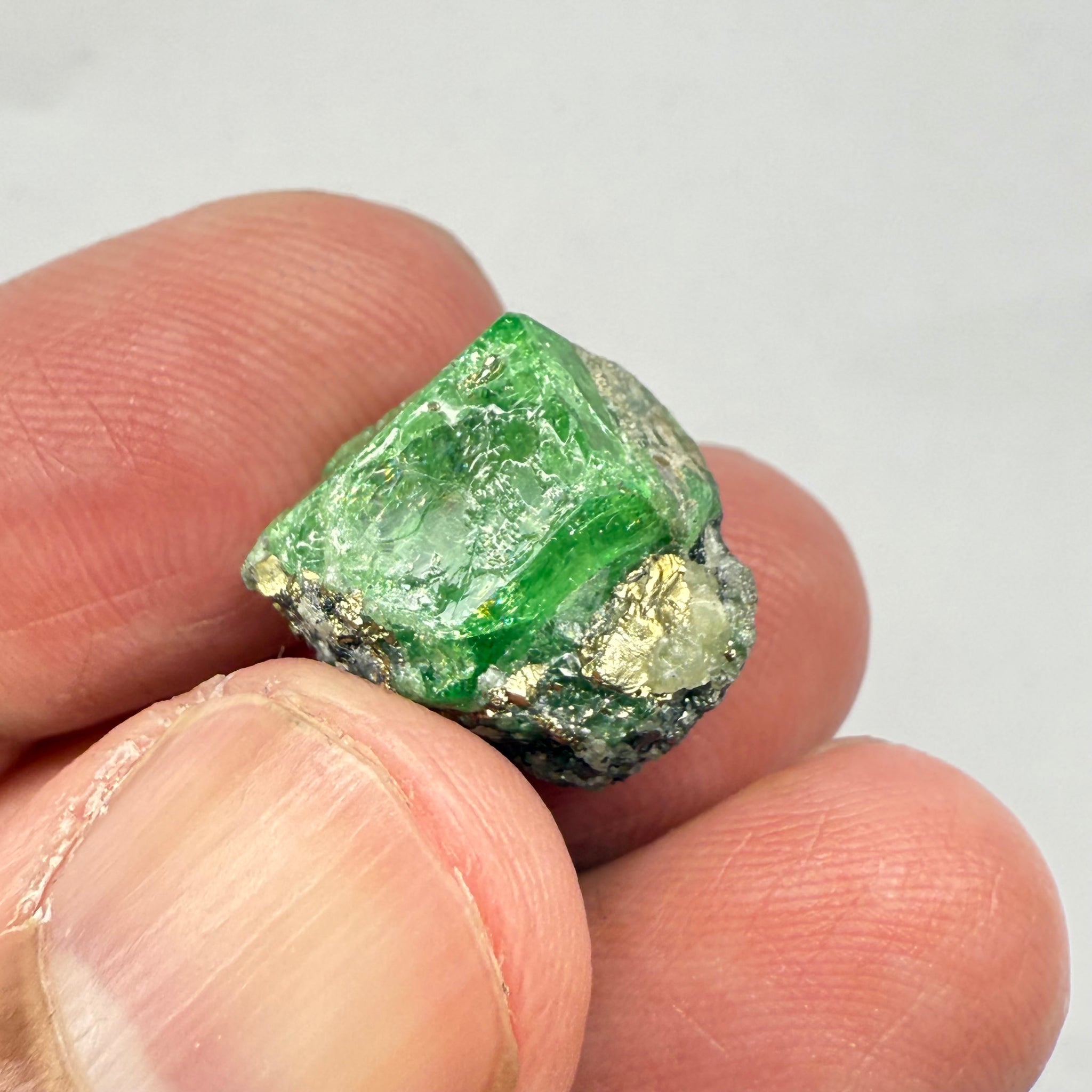 Tsavorite Garnet Crystal on Matrix, 21.09ct, Merelani, Tanzania, Untreated Unheated