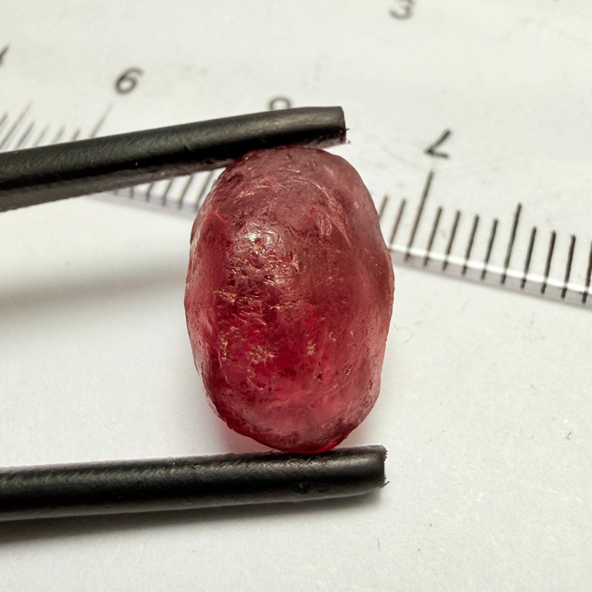 Tanzanian Garnet, 8.37ct, tiny crack on the outside with a little silk around it (the crack is circled in one of the pictures), rest vvs, Tanzania, Untreated Unheated
