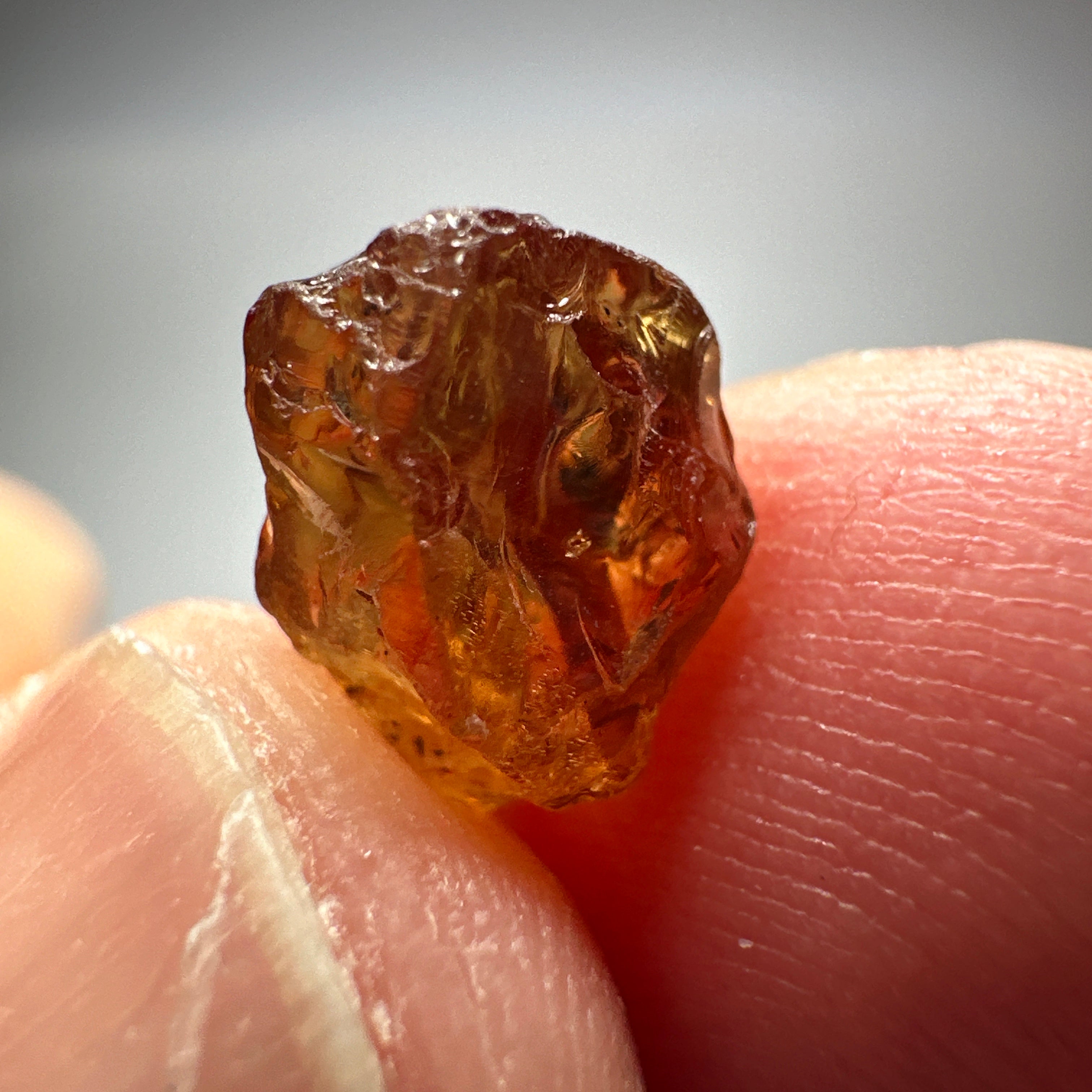 4.75ct Colour Change Garnet, Tanzania, Untreated Unheated, one spot on the outside, rest vvs-if