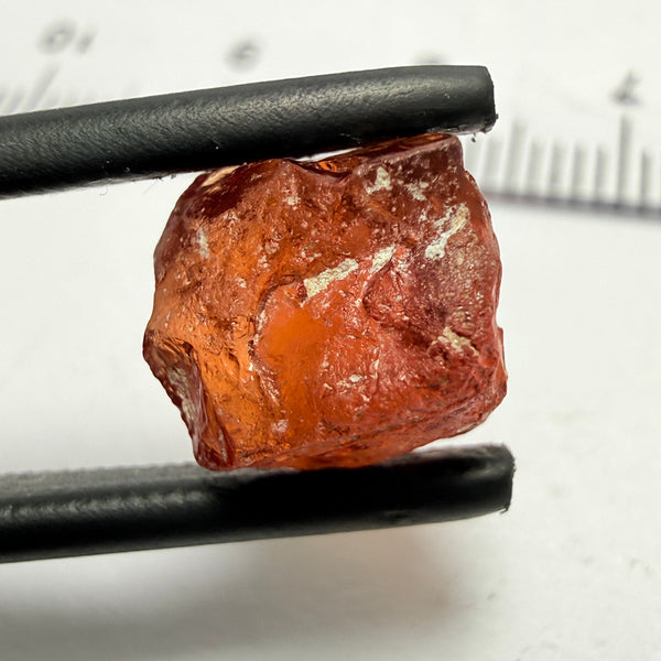 Malaya Garnet, 5.90ct, Untreated Unheated. Fingerprint inclusion right in the center