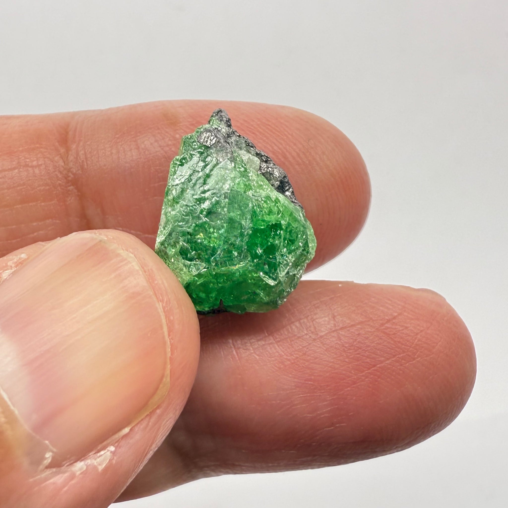 Tsavorite Garnet Crystal on Matrix, 14.37ct, Merelani, Tanzania, Untreated Unheated