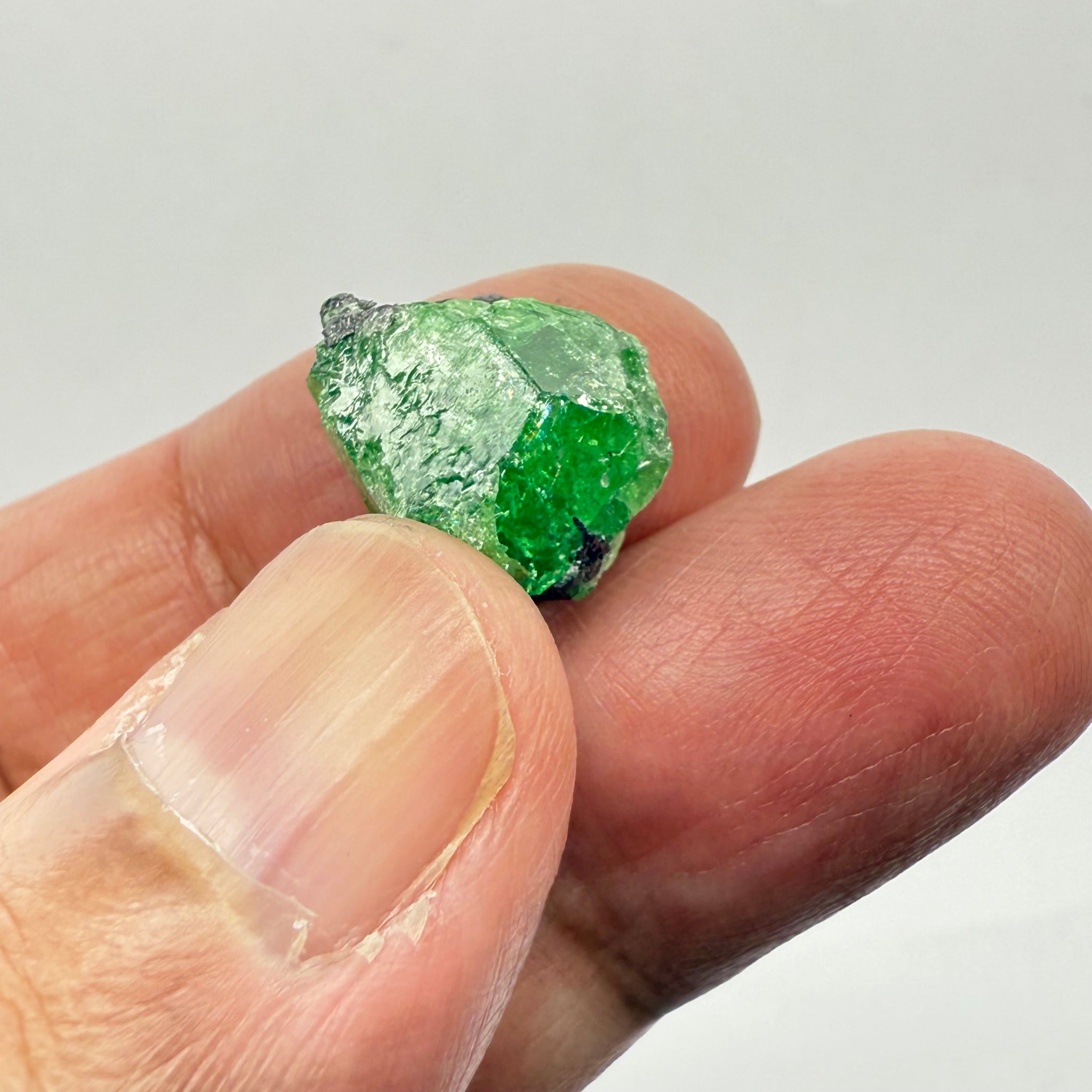Tsavorite Garnet Crystal on Matrix, 14.37ct, Merelani, Tanzania, Untreated Unheated