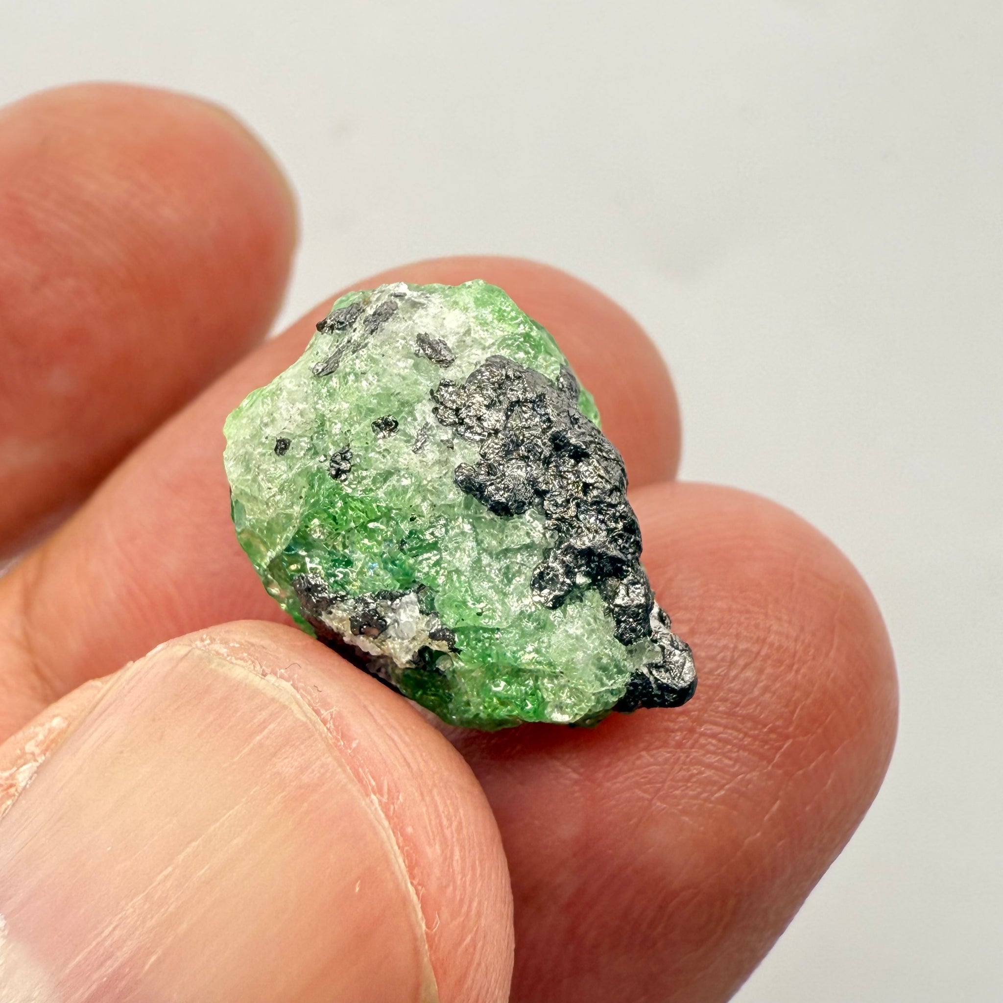 Tsavorite Garnet Crystal on Matrix, 14.37ct, Merelani, Tanzania, Untreated Unheated