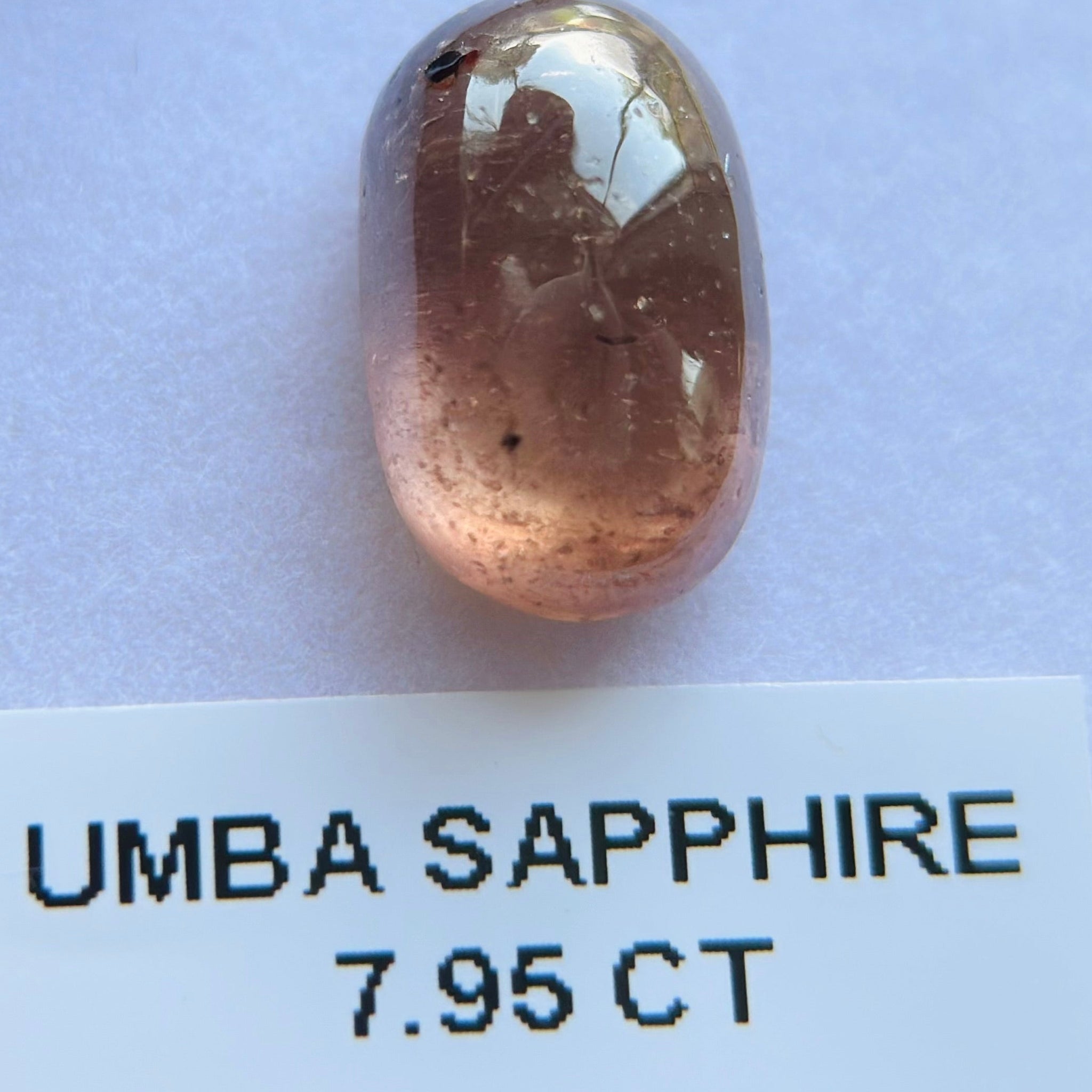 Umba Sapphire Cab, 7.95ct, Tanzania, Untreated Unheated. Colour changing - spotty, see pictures!