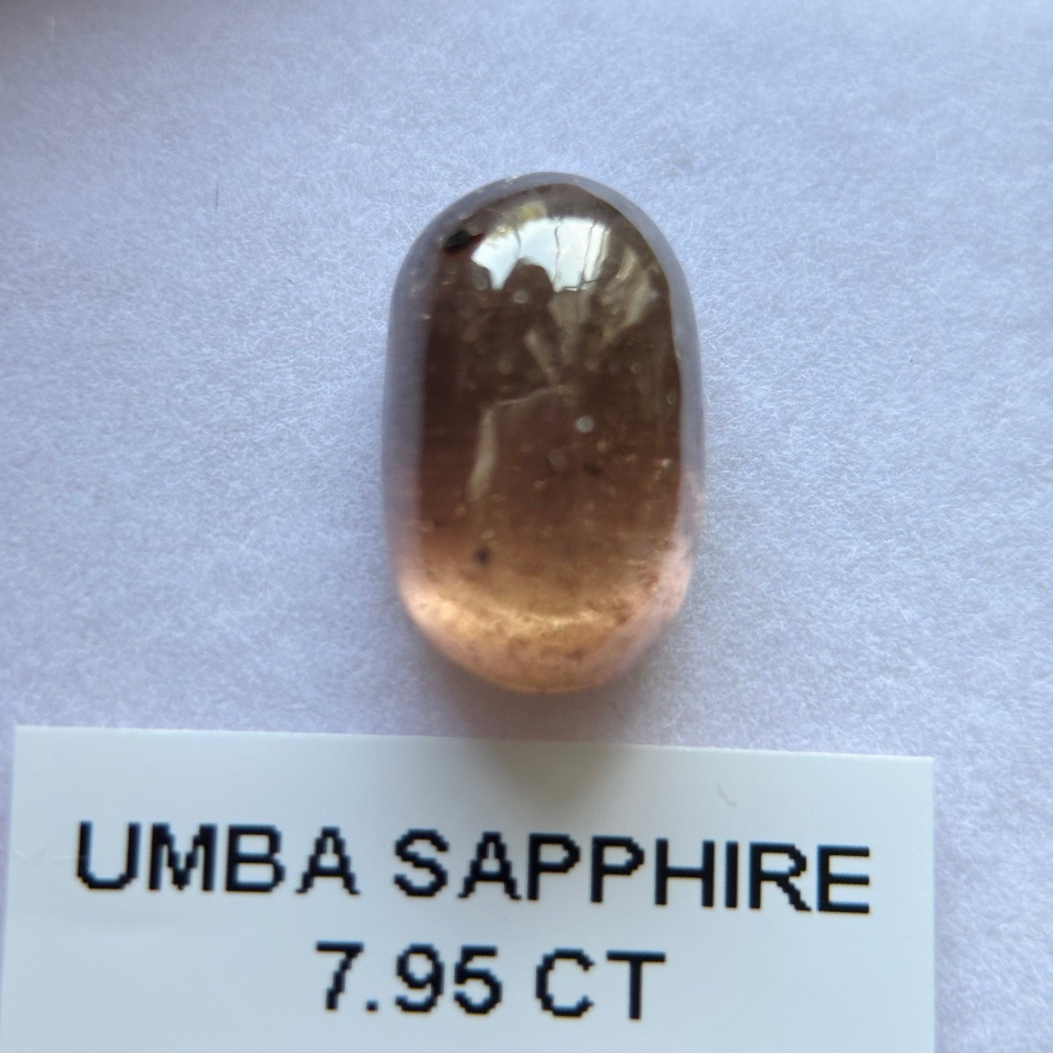 Umba Sapphire Cab, 7.95ct, Tanzania, Untreated Unheated. Colour changing - spotty, see pictures!