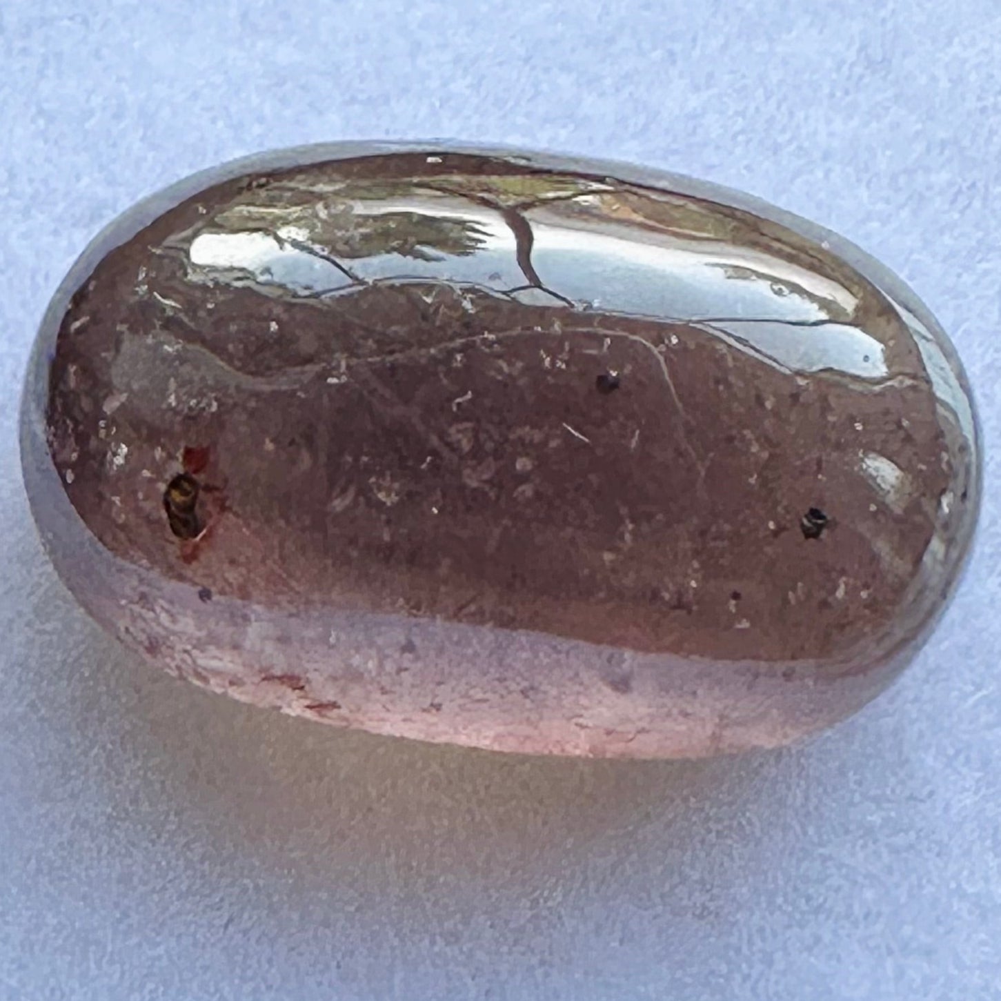 Umba Sapphire Cab, 7.95ct, Tanzania, Untreated Unheated. Colour changing - spotty, see pictures!